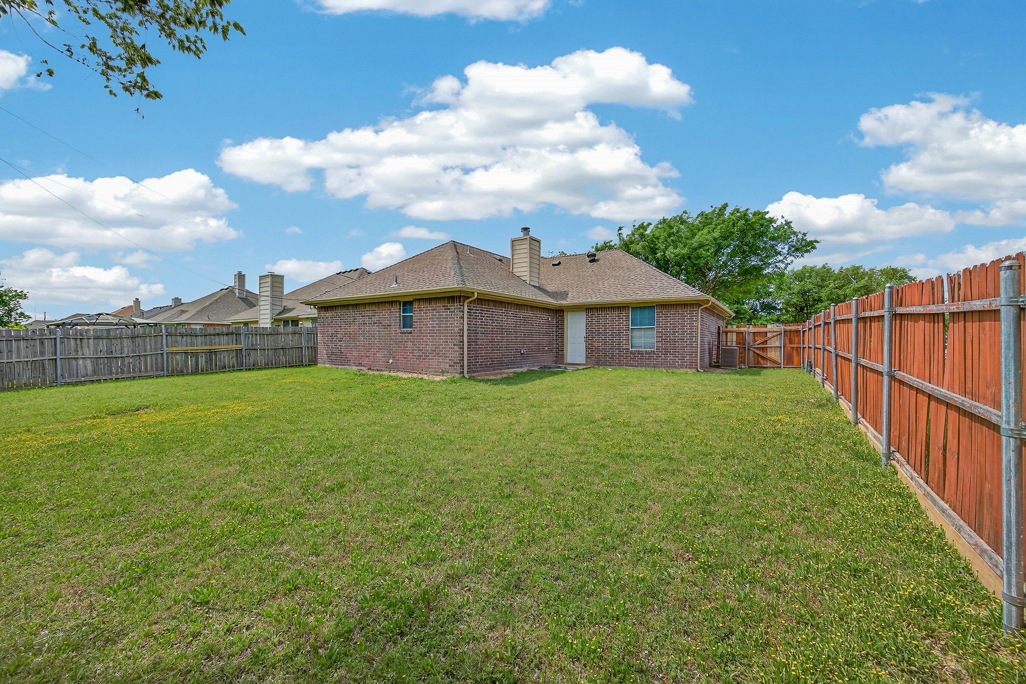 3205 Carverly Avenue Fort Worth TX 76119