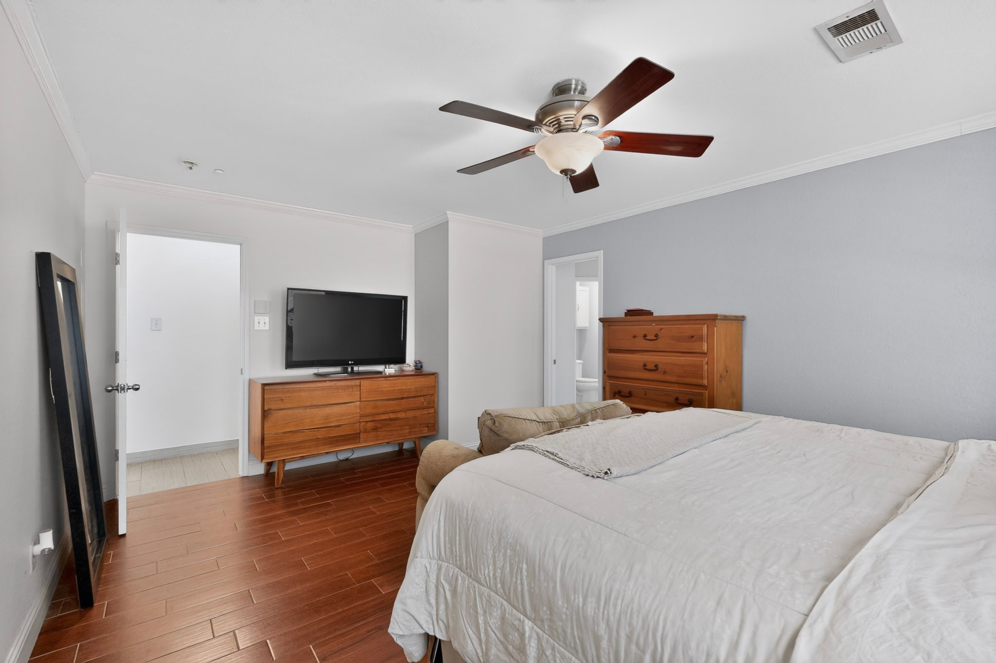1901 Bentwood Court Grapevine TX 76051