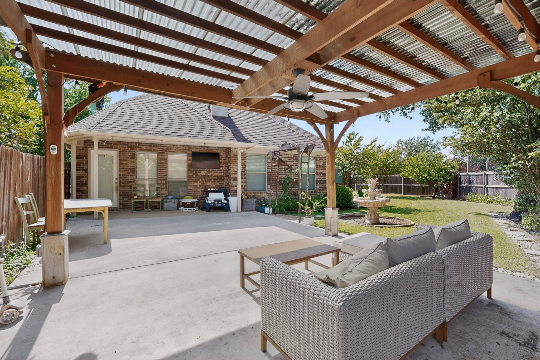 1901 Bentwood Court Grapevine TX 76051
