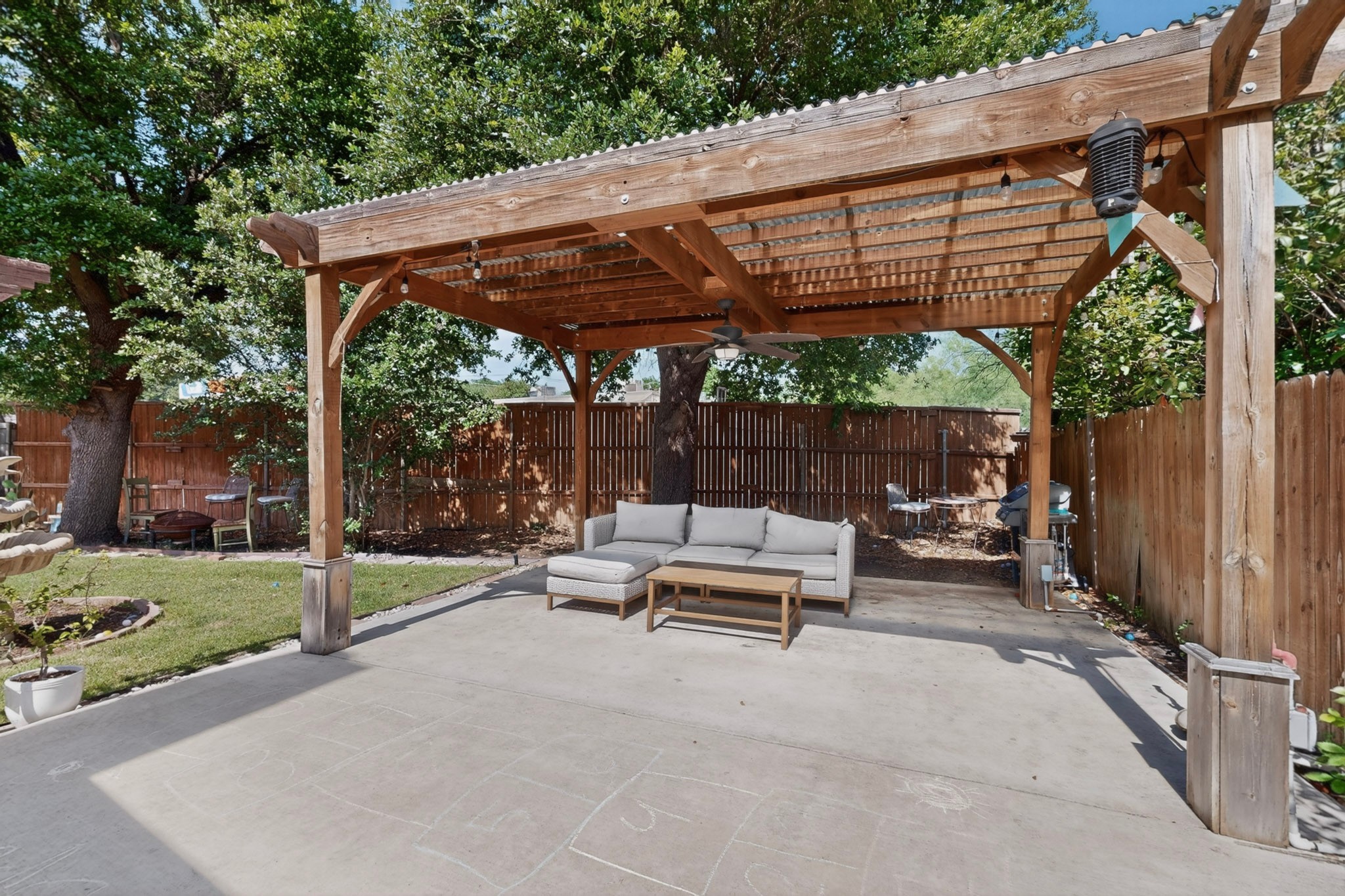 1901 Bentwood Court Grapevine TX 76051
