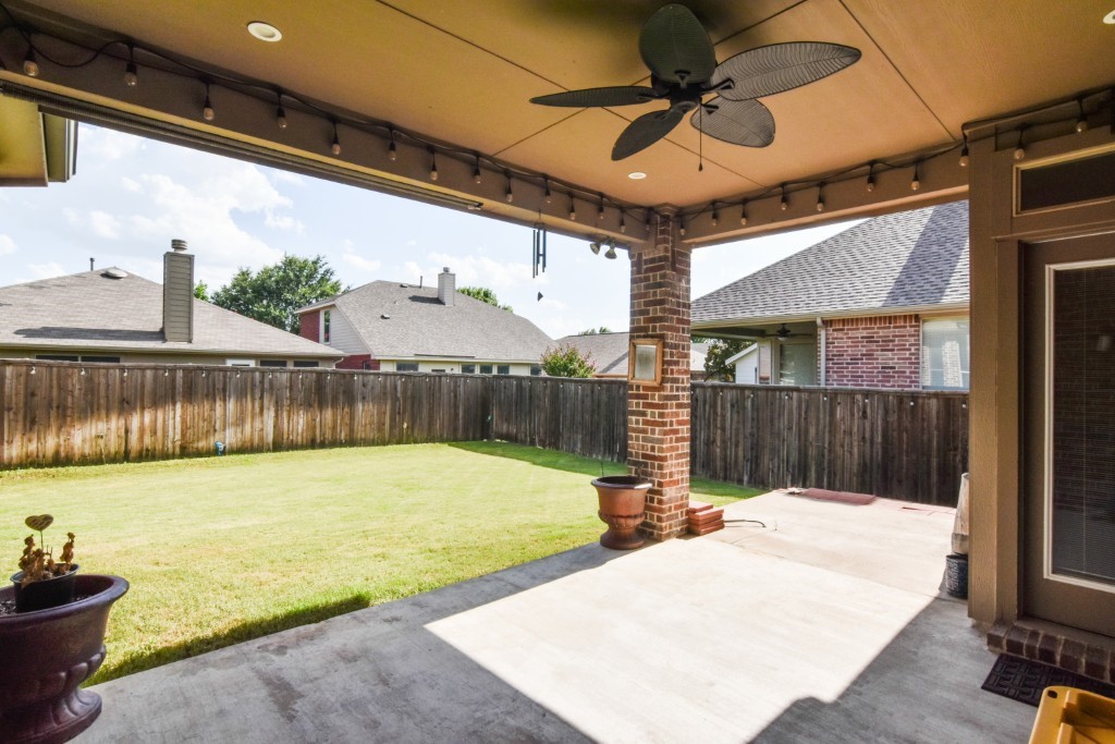 1700 Bluebird Drive Little Elm TX 75068