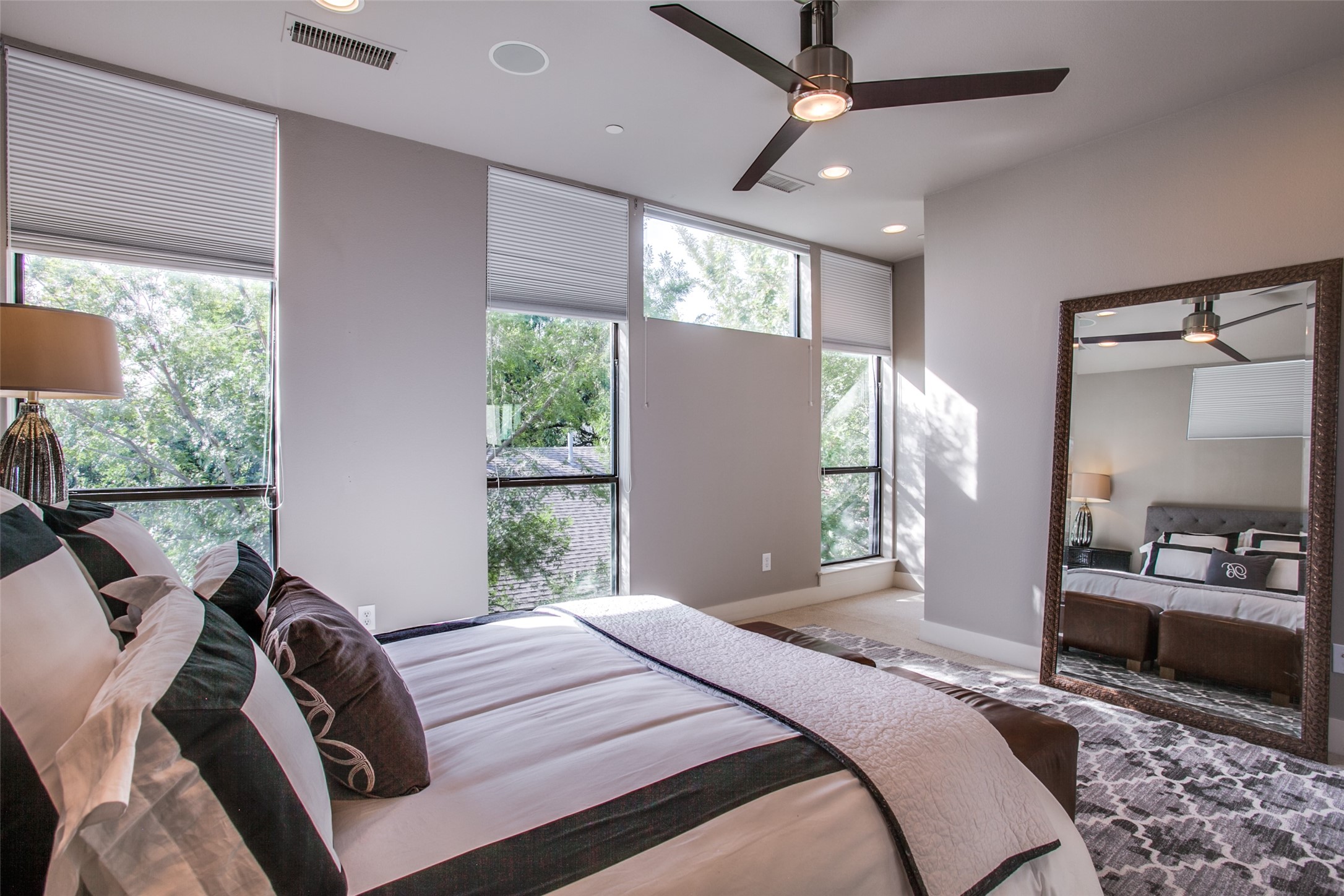 4618 Cedar Springs Road Dallas TX 75219