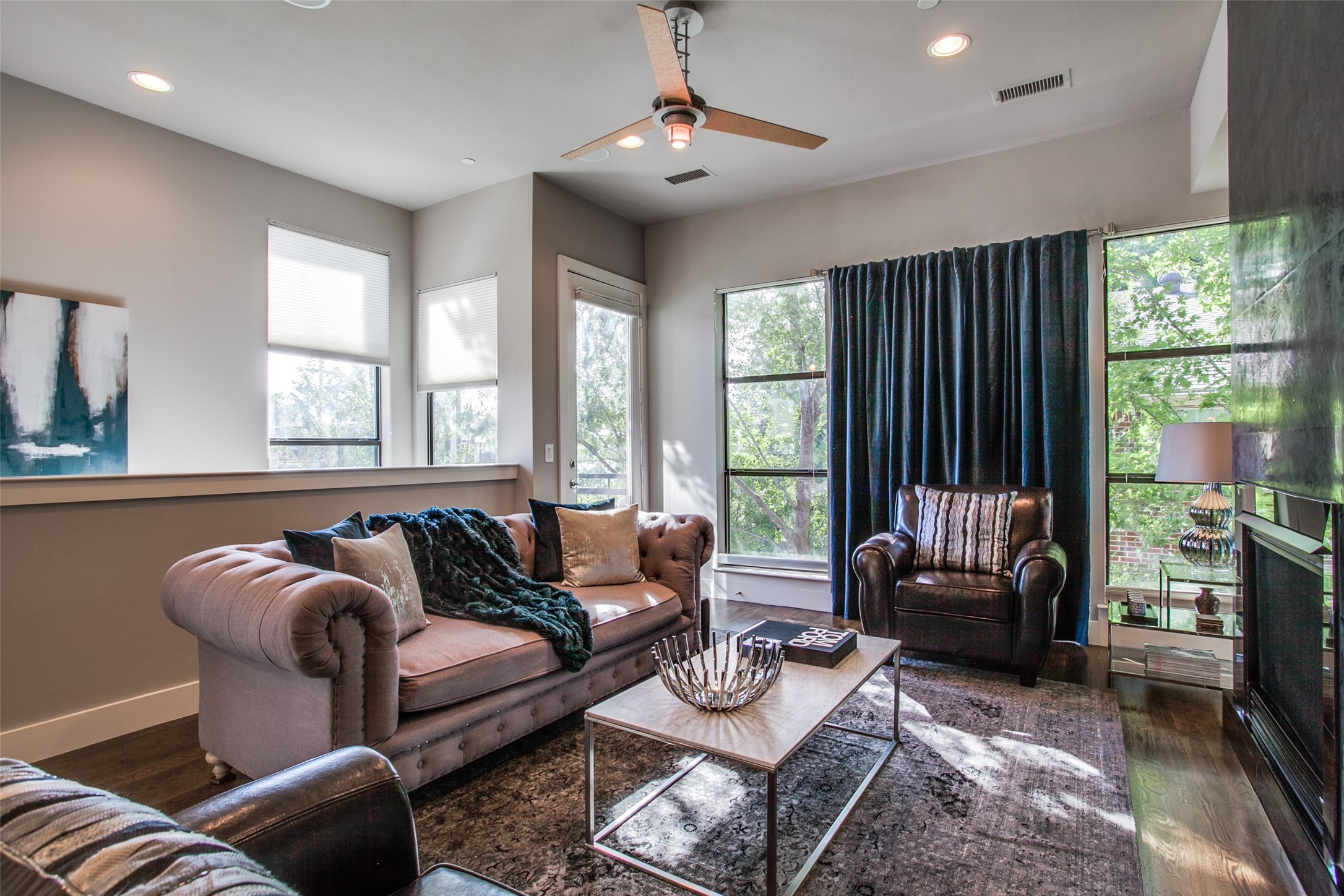 4618 Cedar Springs Road Dallas TX 75219