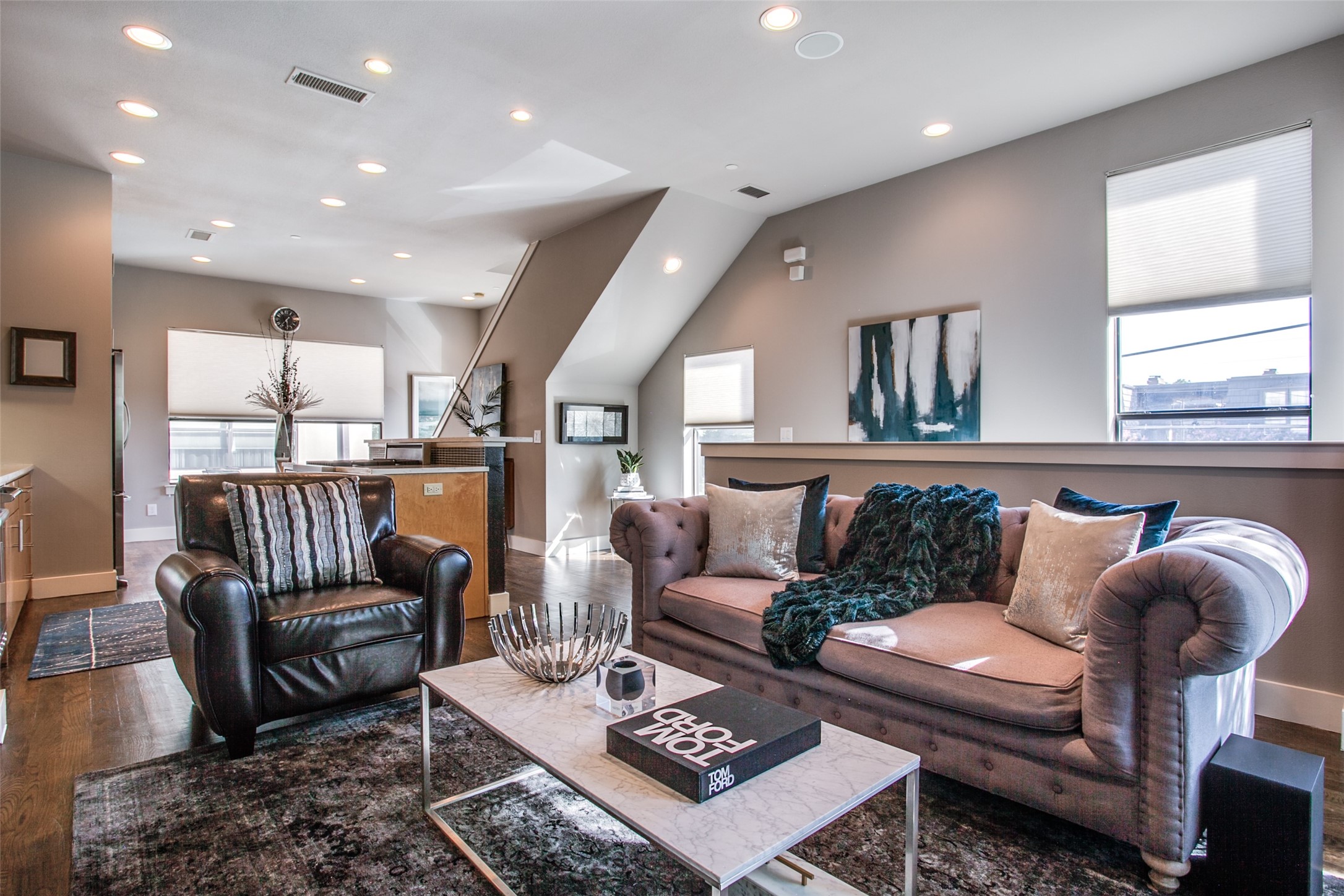 4618 Cedar Springs Road Dallas TX 75219