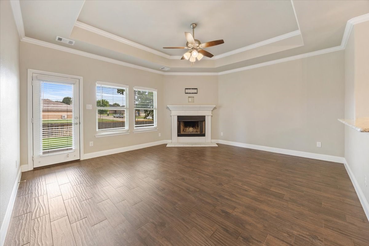 1916 Town Creek Circle Weatherford TX 76086