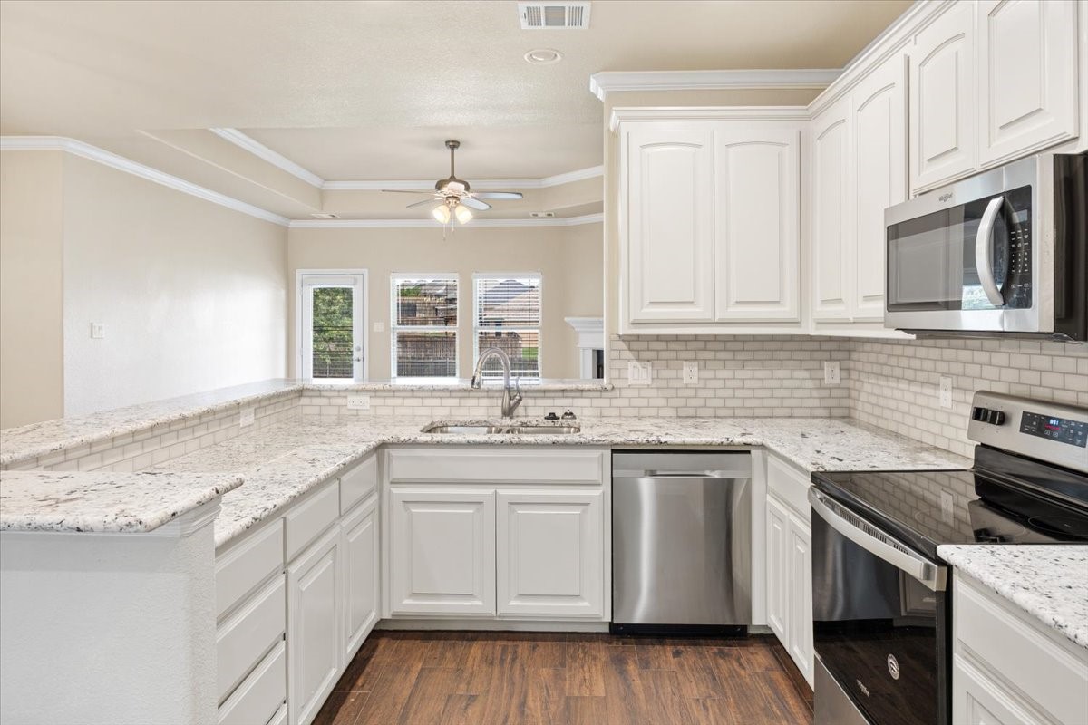 1916 Town Creek Circle Weatherford TX 76086