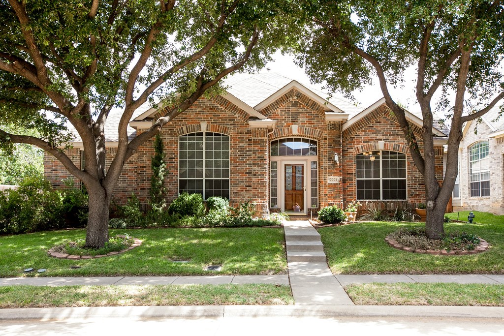 2221 Briary Trace Court Lewisville TX 75077