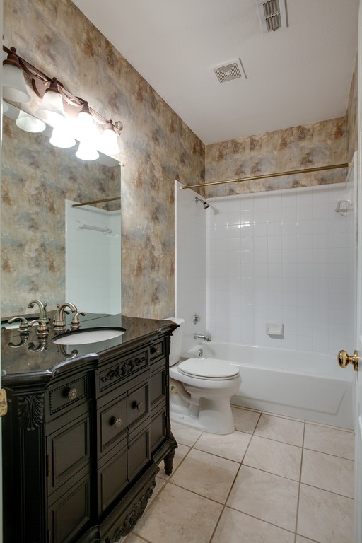 2221 Briary Trace Court Lewisville TX 75077