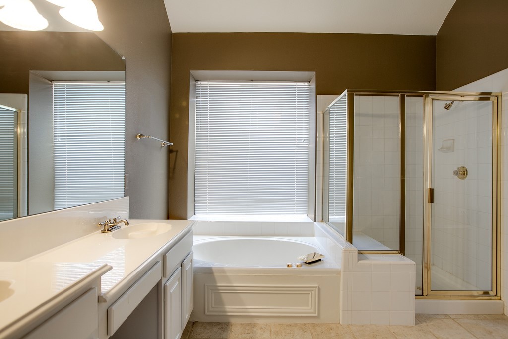 2221 Briary Trace Court Lewisville TX 75077