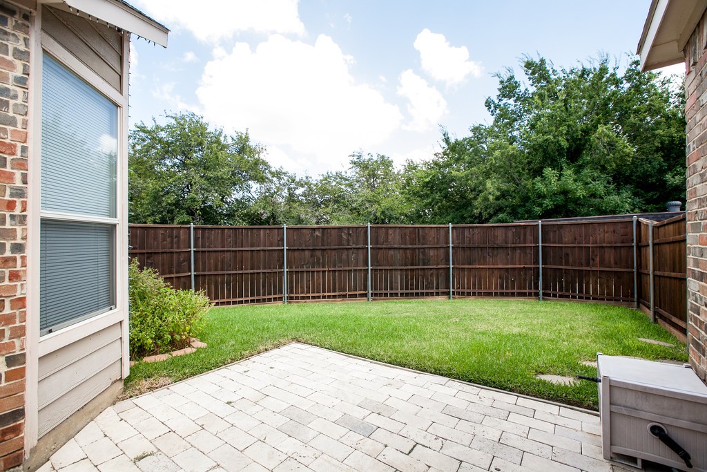 2221 Briary Trace Court Lewisville TX 75077