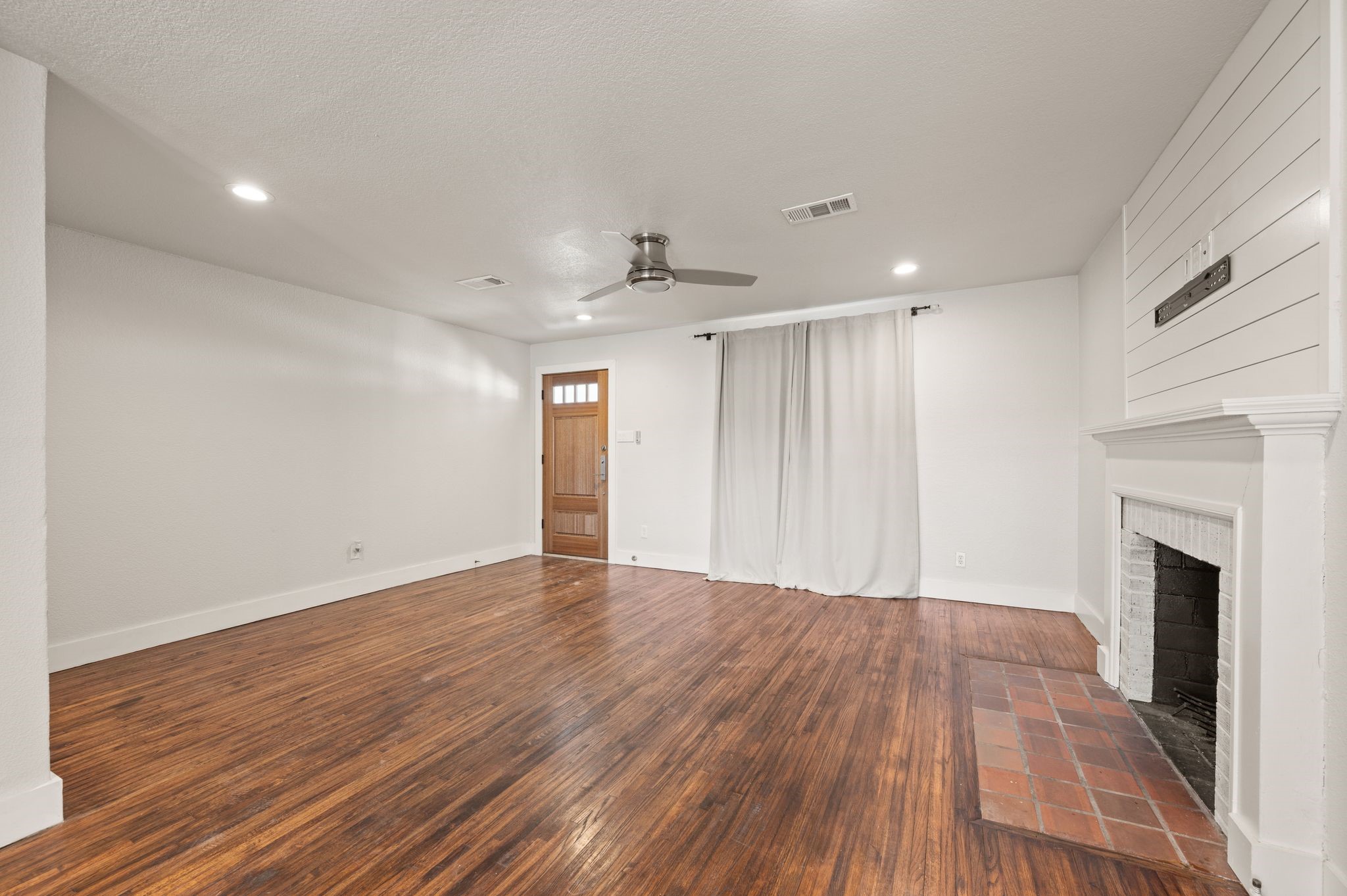 3809 Carolyn Road Fort Worth TX 76109