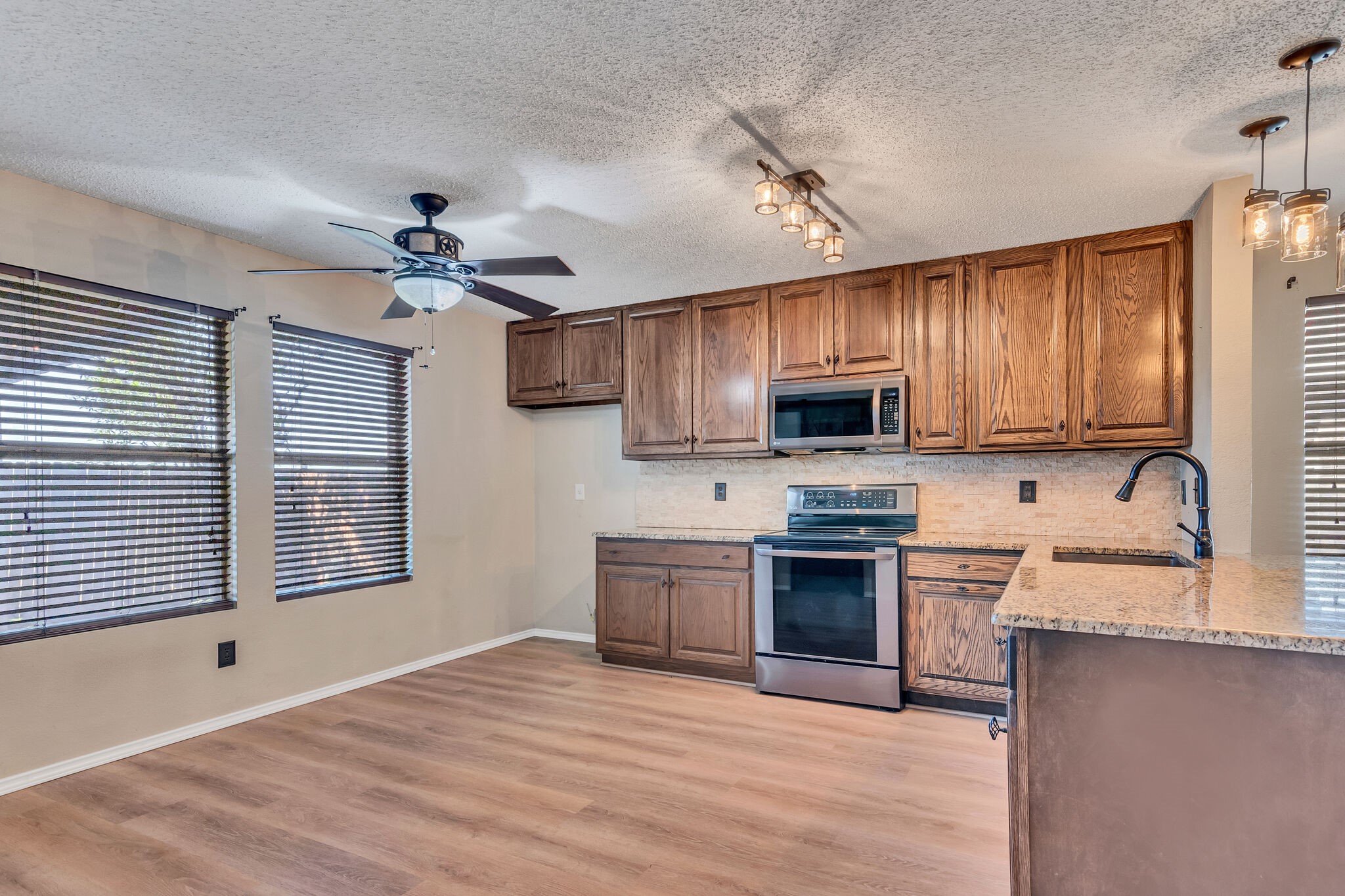 2124 Blanco Lane Fort Worth TX 76247