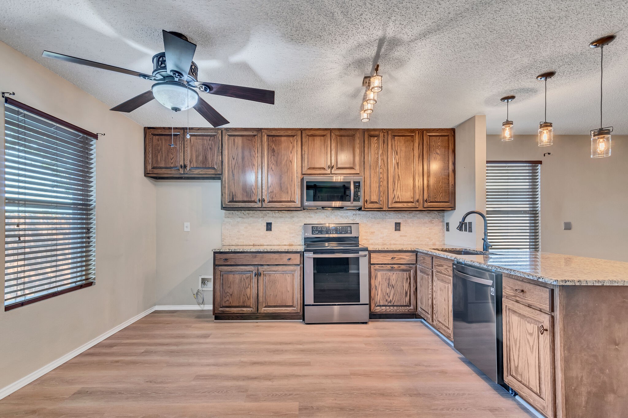 2124 Blanco Lane Fort Worth TX 76247