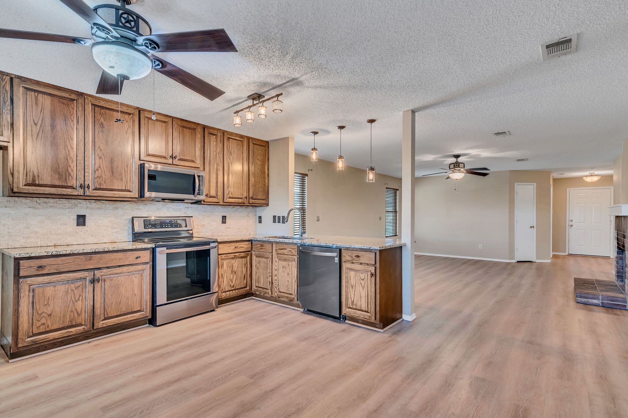 2124 Blanco Lane Fort Worth TX 76247