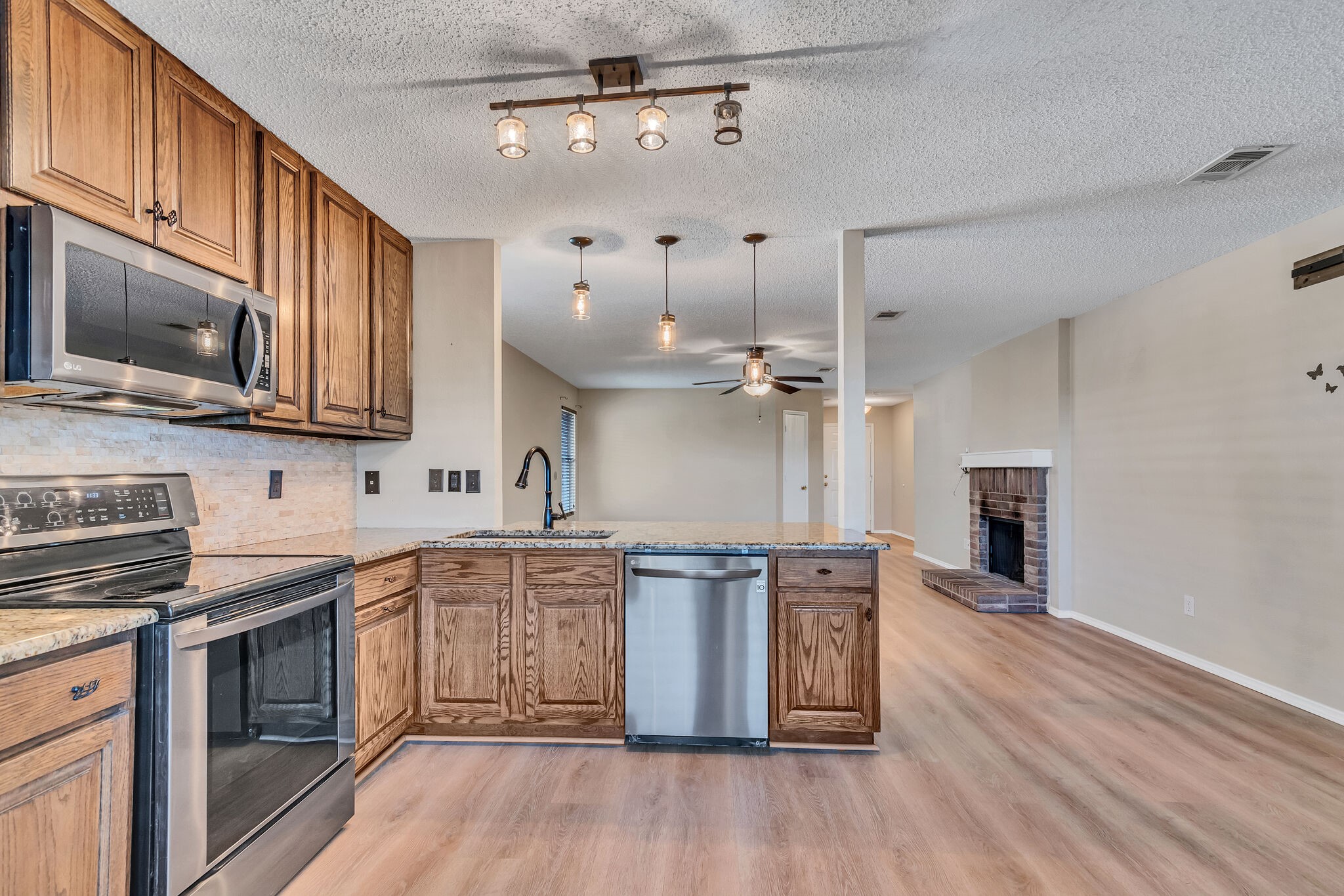 2124 Blanco Lane Fort Worth TX 76247