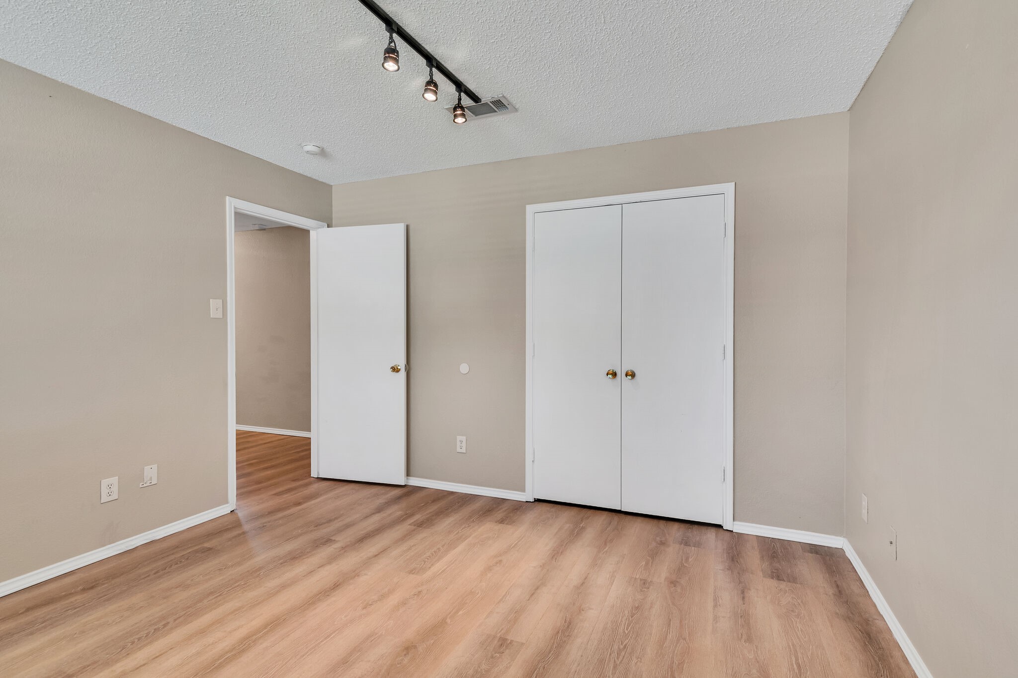 2124 Blanco Lane Fort Worth TX 76247