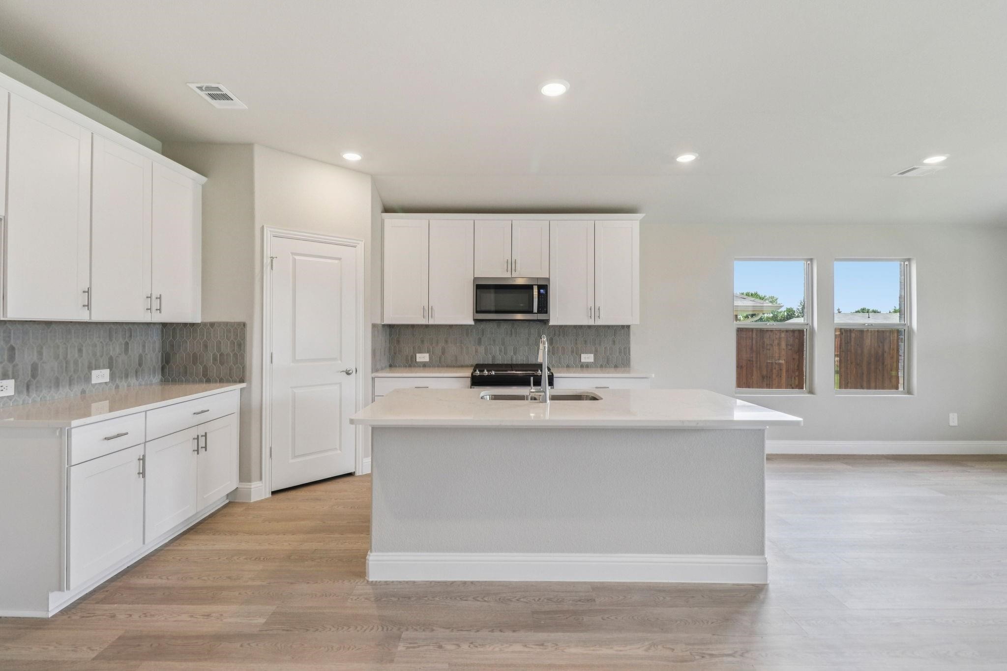 463 Yellowstar Lane Lavon TX 75166