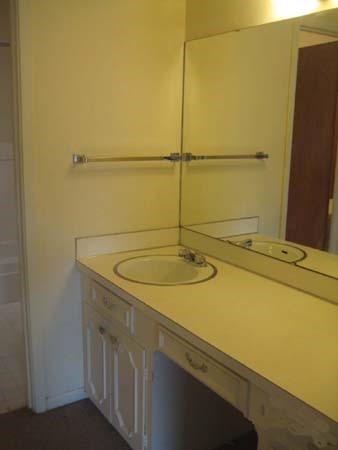 1500 W Baldridge Street Ennis TX 75119