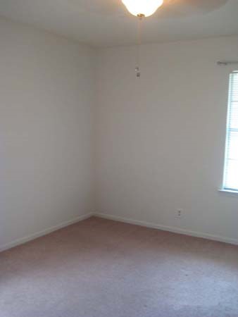 1500 W Baldridge Street Ennis TX 75119