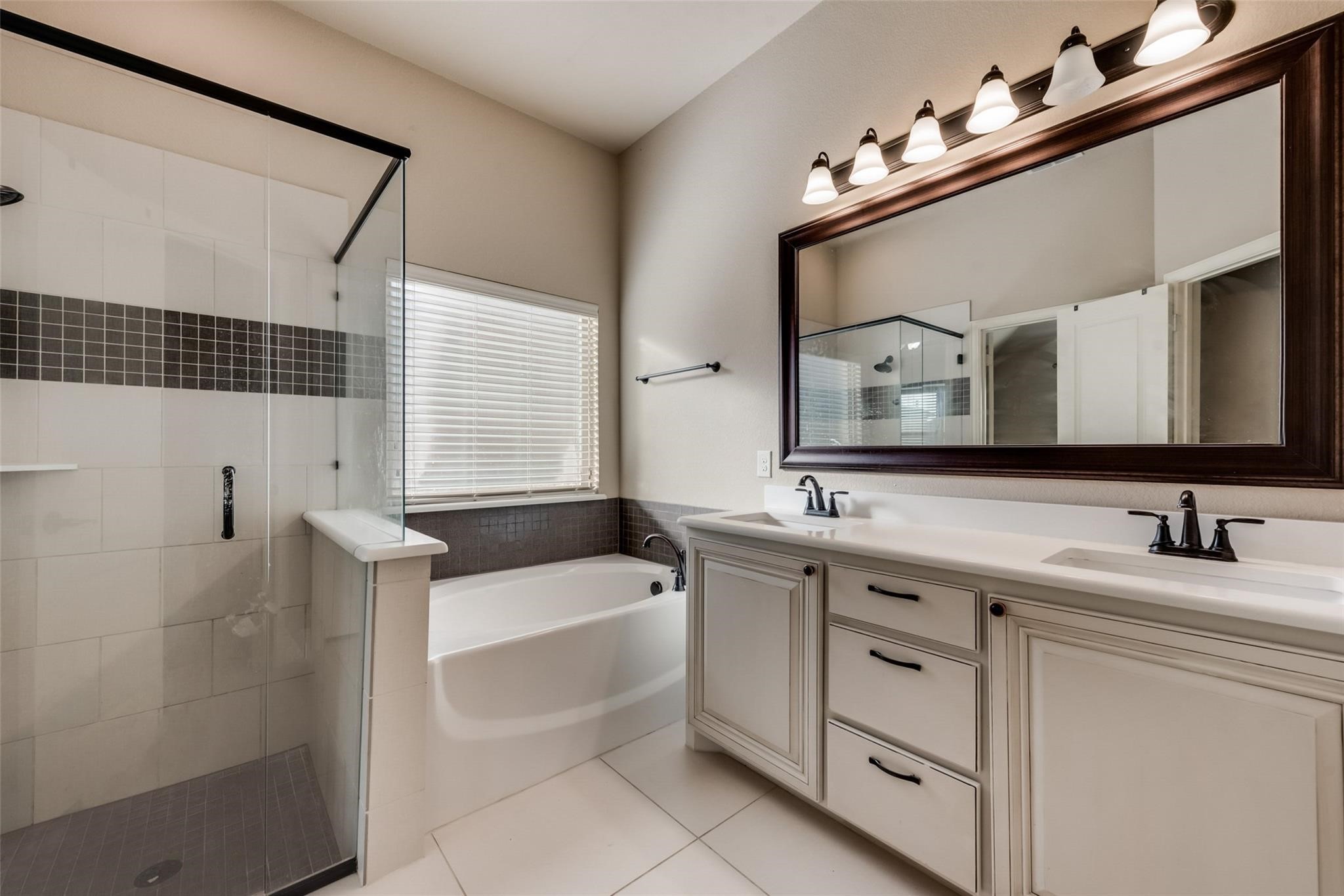 550 Lily Street Crowley TX 76036