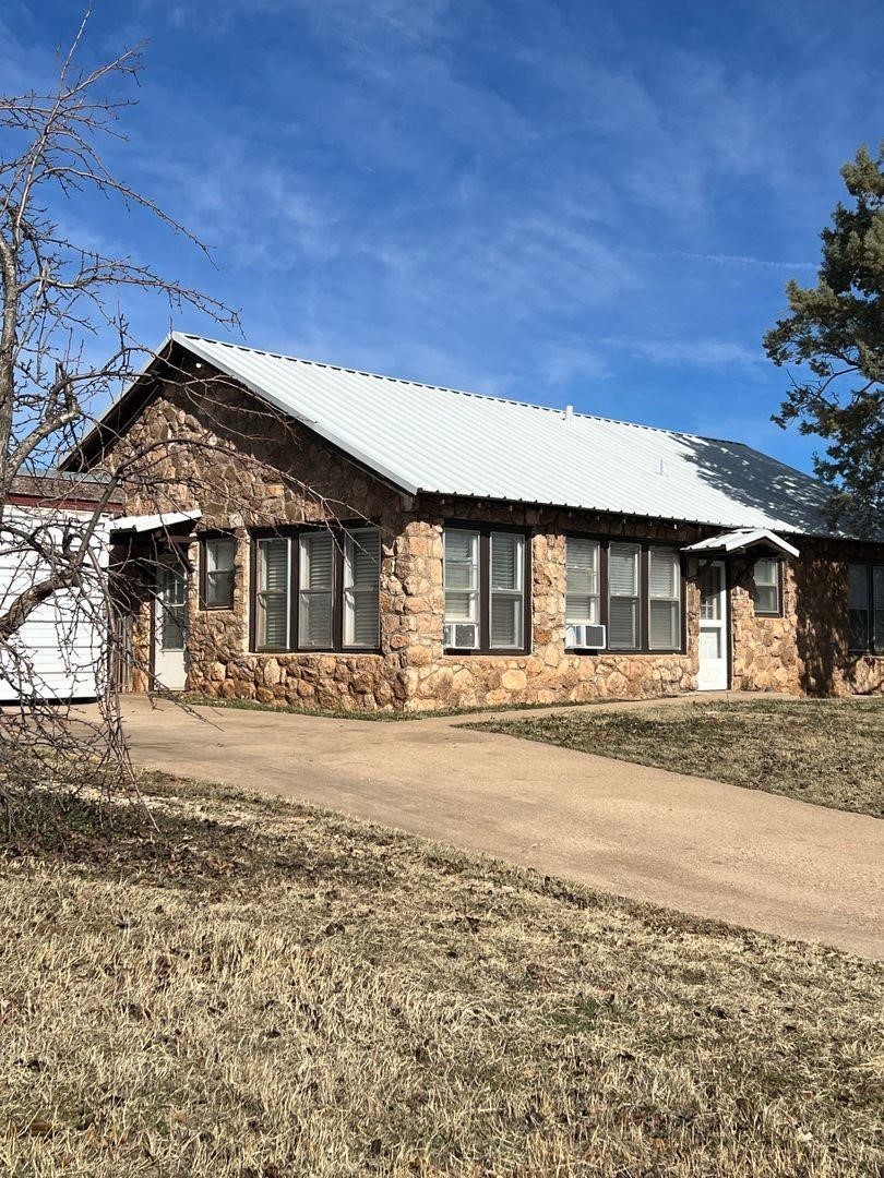 1310 Bell Street Sweetwater TX 79556