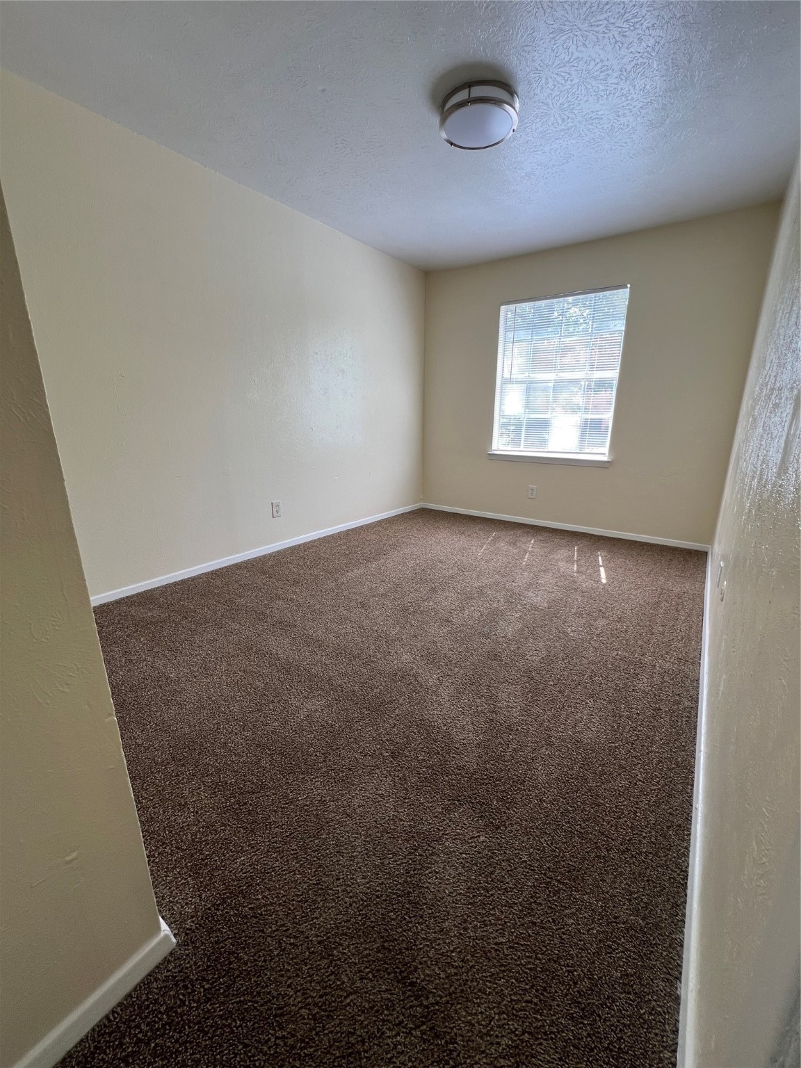 5221 Grovewood Street Dallas TX 75210