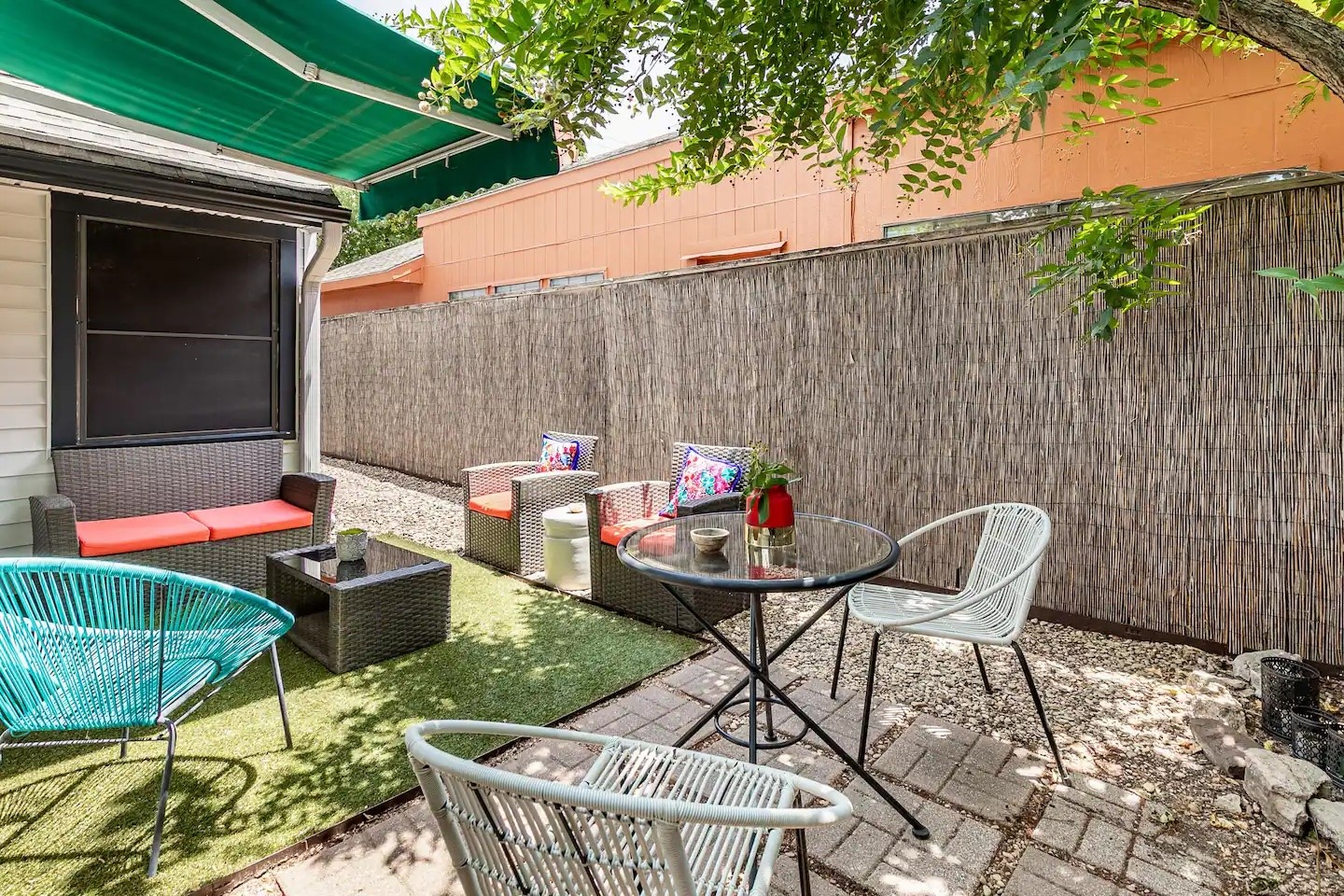 1531 Mccoy Street Dallas TX 75204