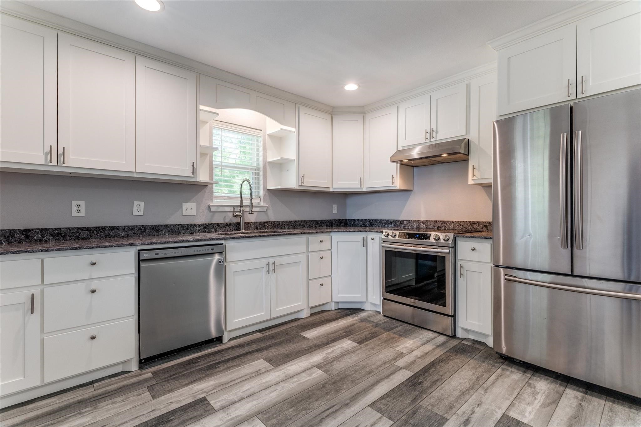 606 Ridgeline Drive Hurst TX 76053