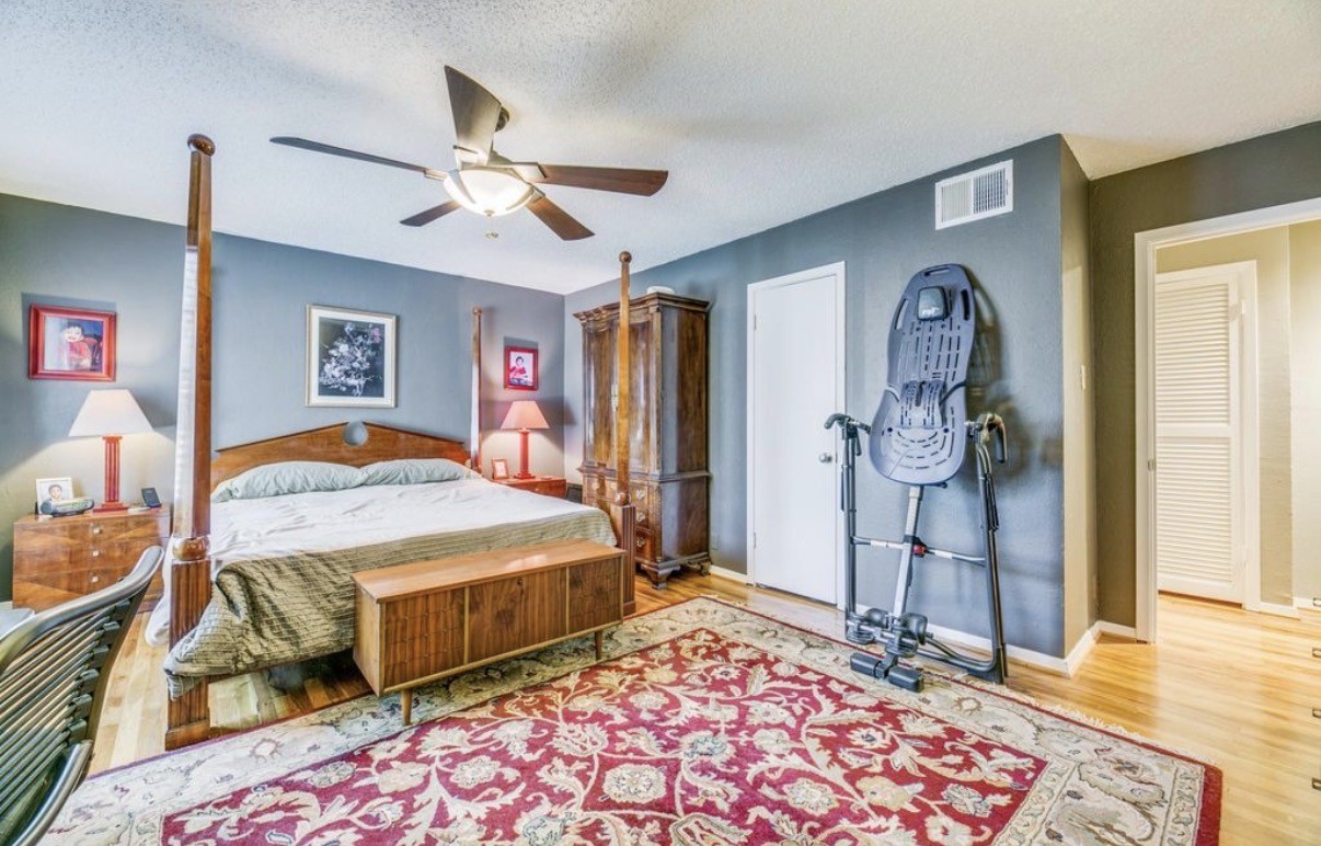 5030 Lahoma Street Dallas TX 75235