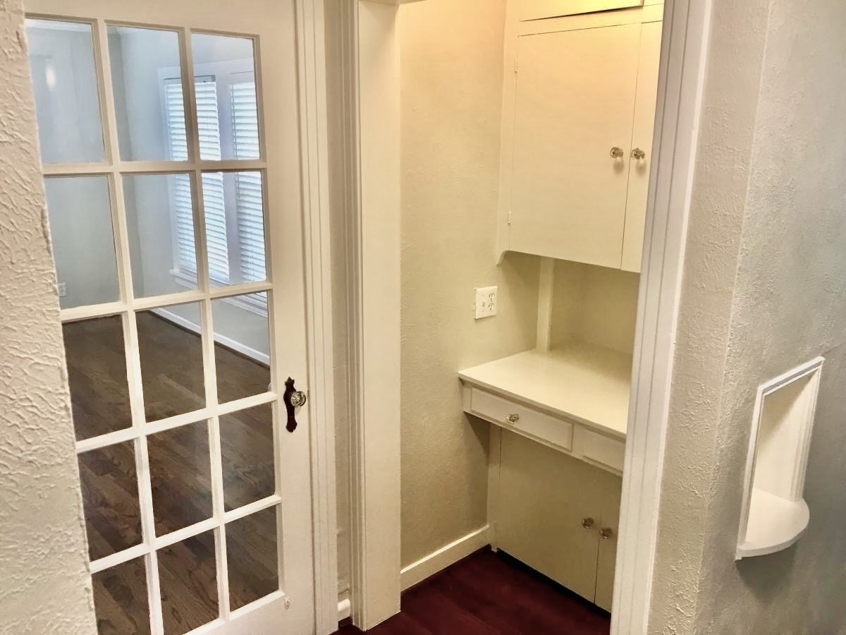 2565 Rogers Avenue Fort Worth TX 76109