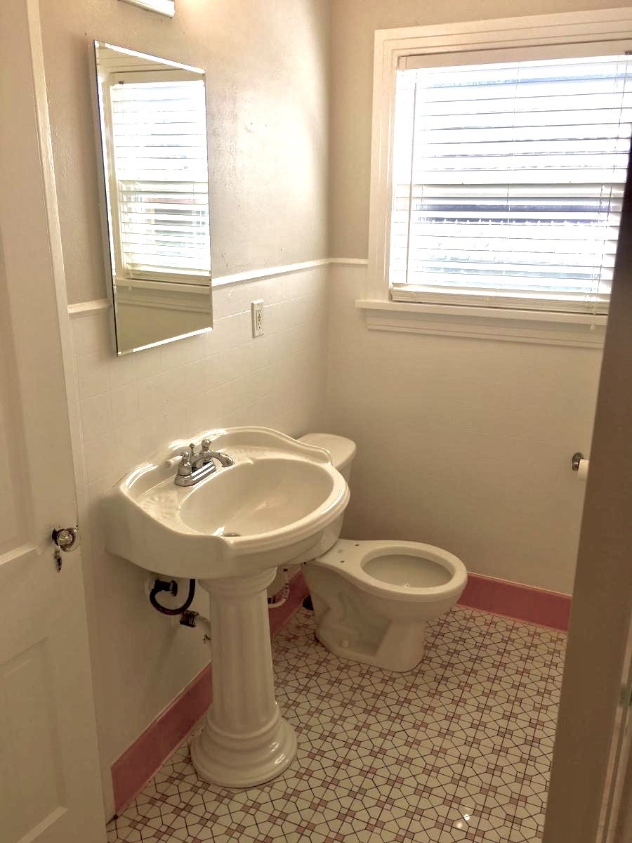 2565 Rogers Avenue Fort Worth TX 76109