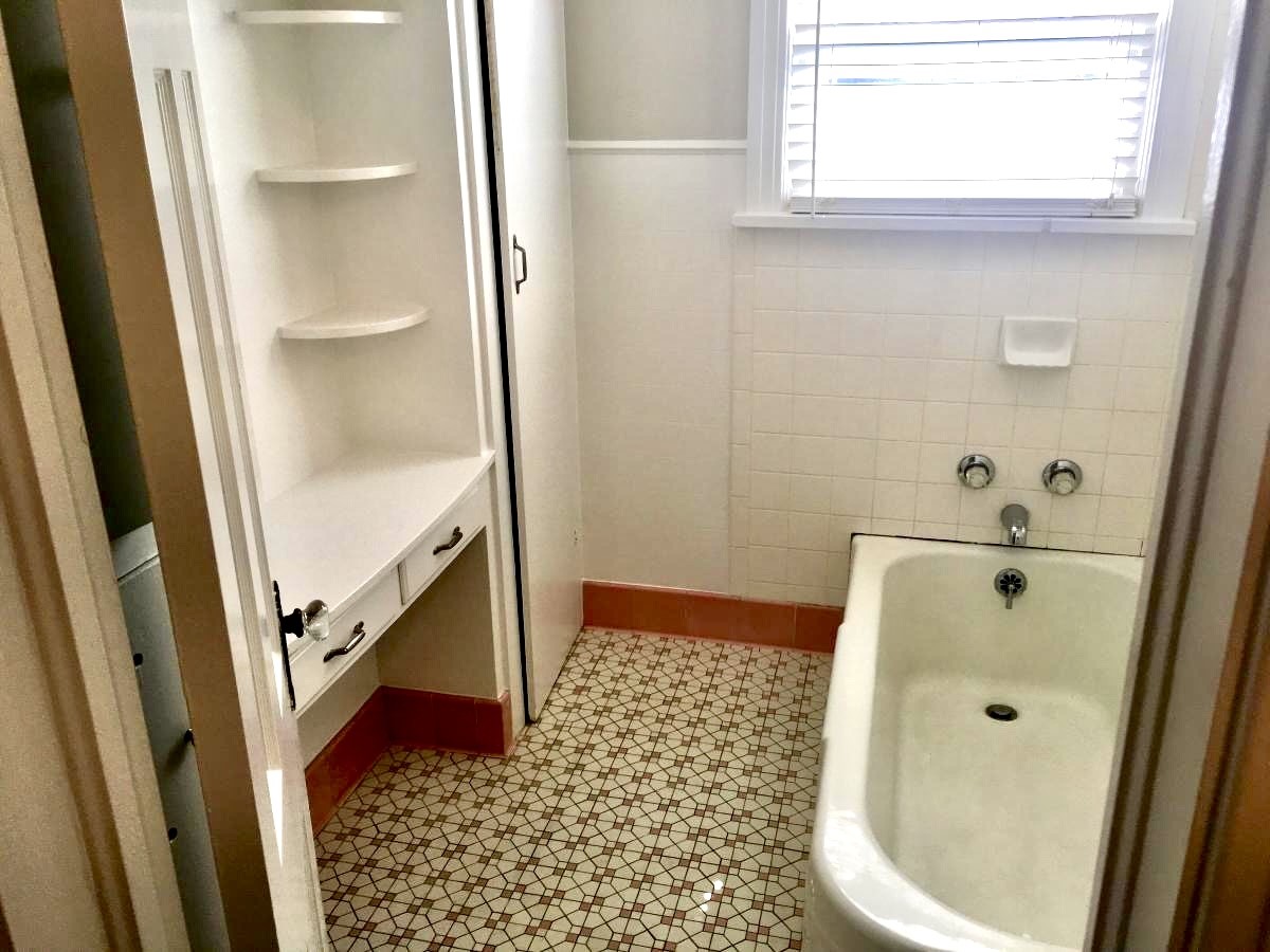2565 Rogers Avenue Fort Worth TX 76109
