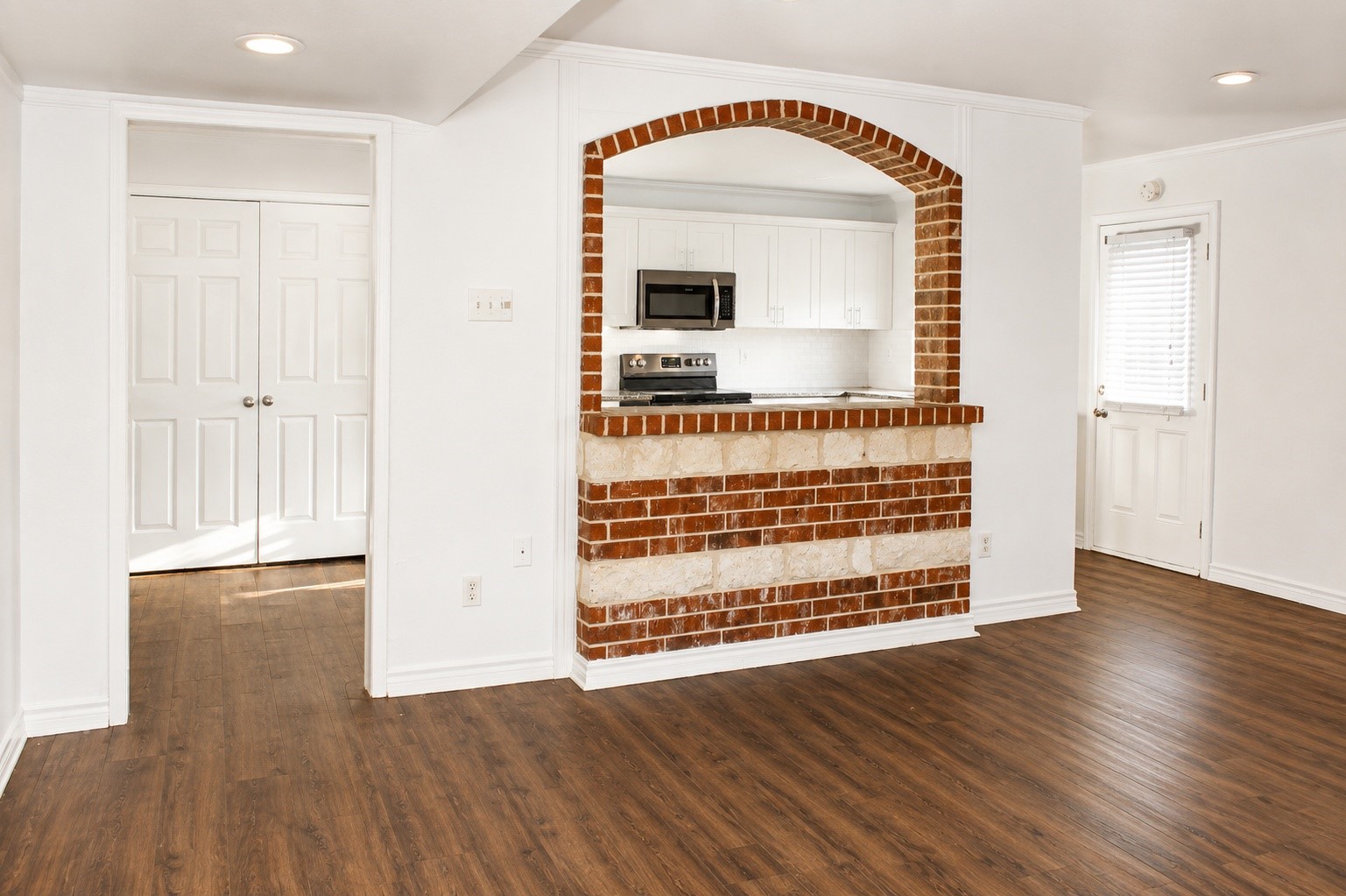 4253 Hartford Drive Garland TX 75043
