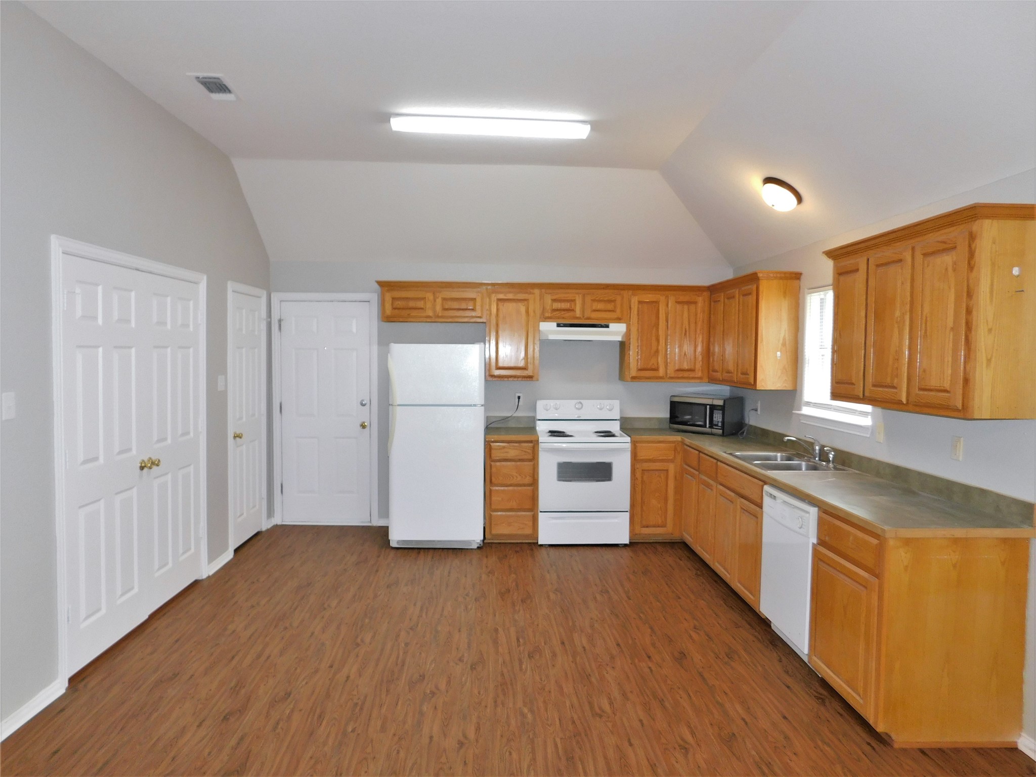 124 Pr 3230 Bridgeport TX 76426