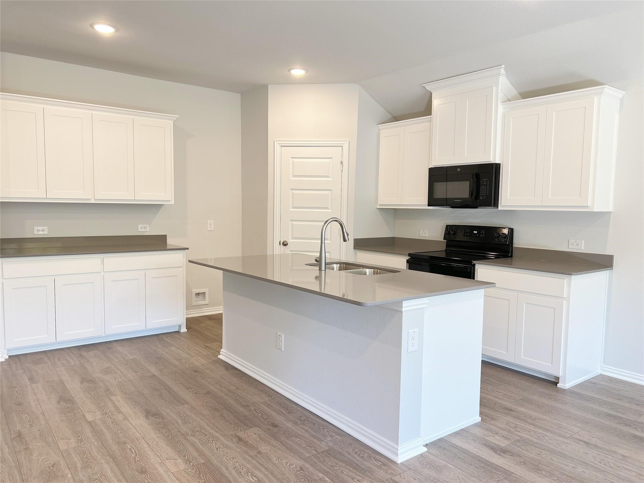 1817 Saint James Place Lane Anna TX 75409