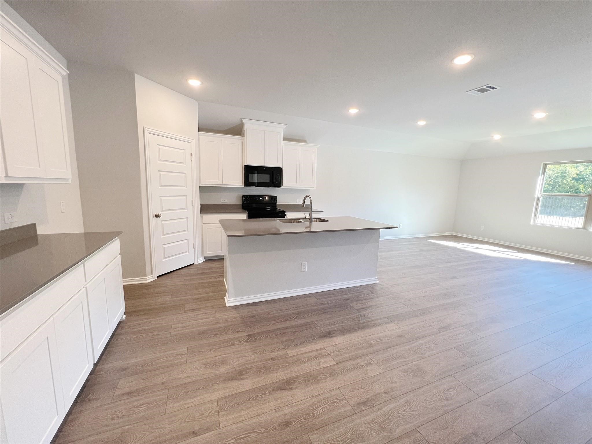 1817 Saint James Place Lane Anna TX 75409