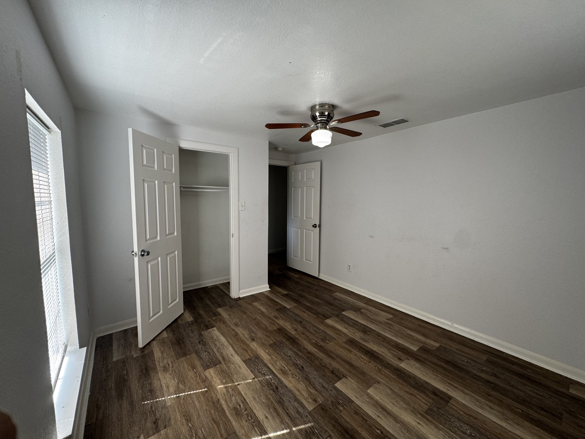 1427 Diceman Avenue Dallas TX 75203