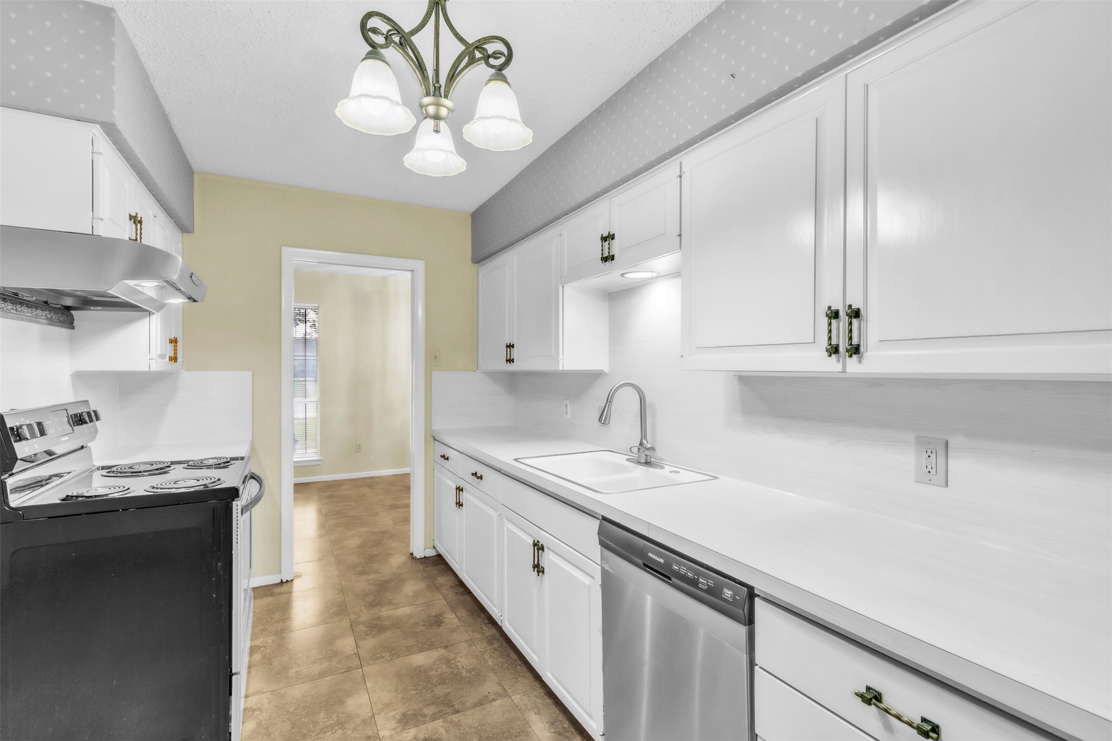 4908 Inverness Avenue Fort Worth TX 76132