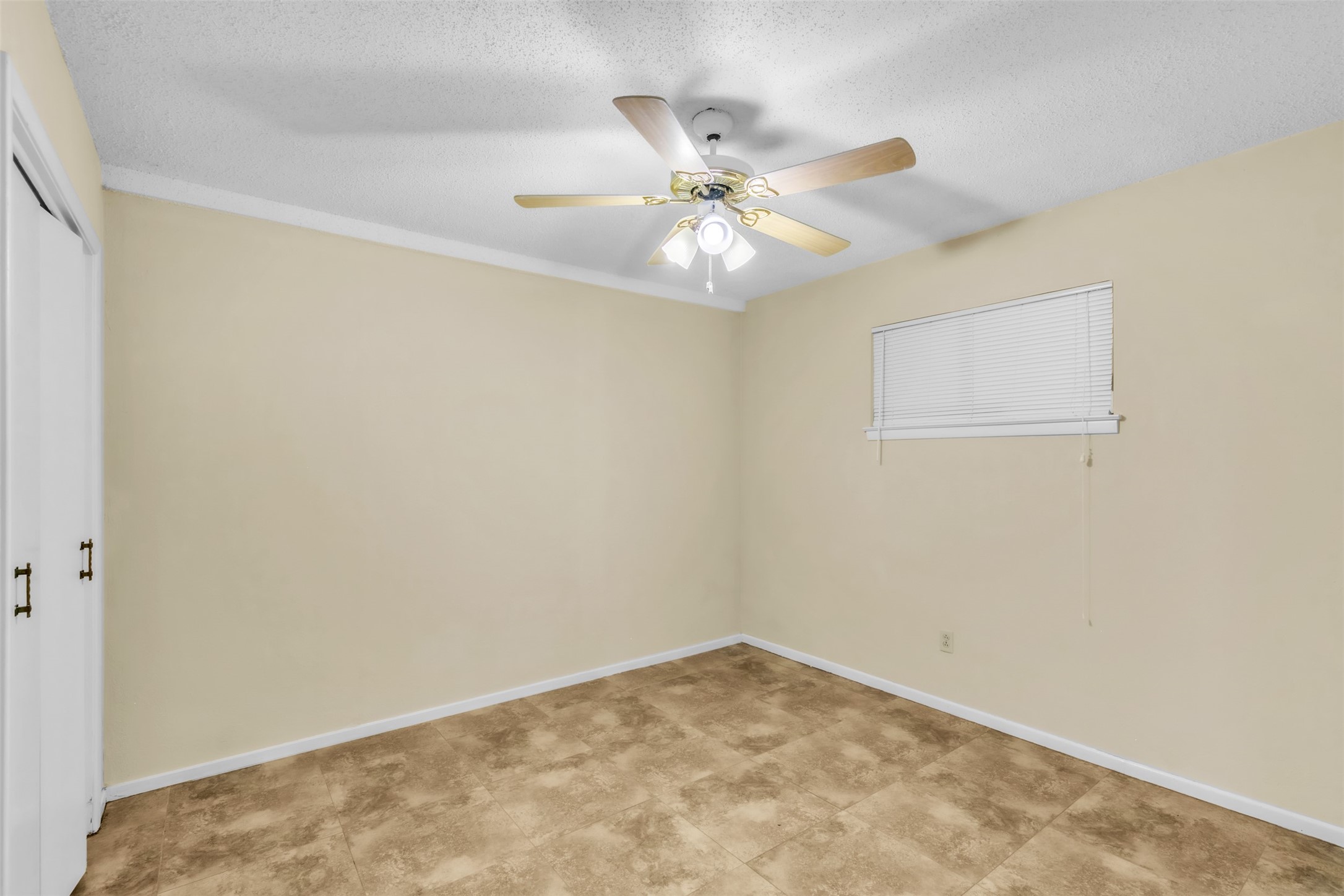 4908 Inverness Avenue Fort Worth TX 76132