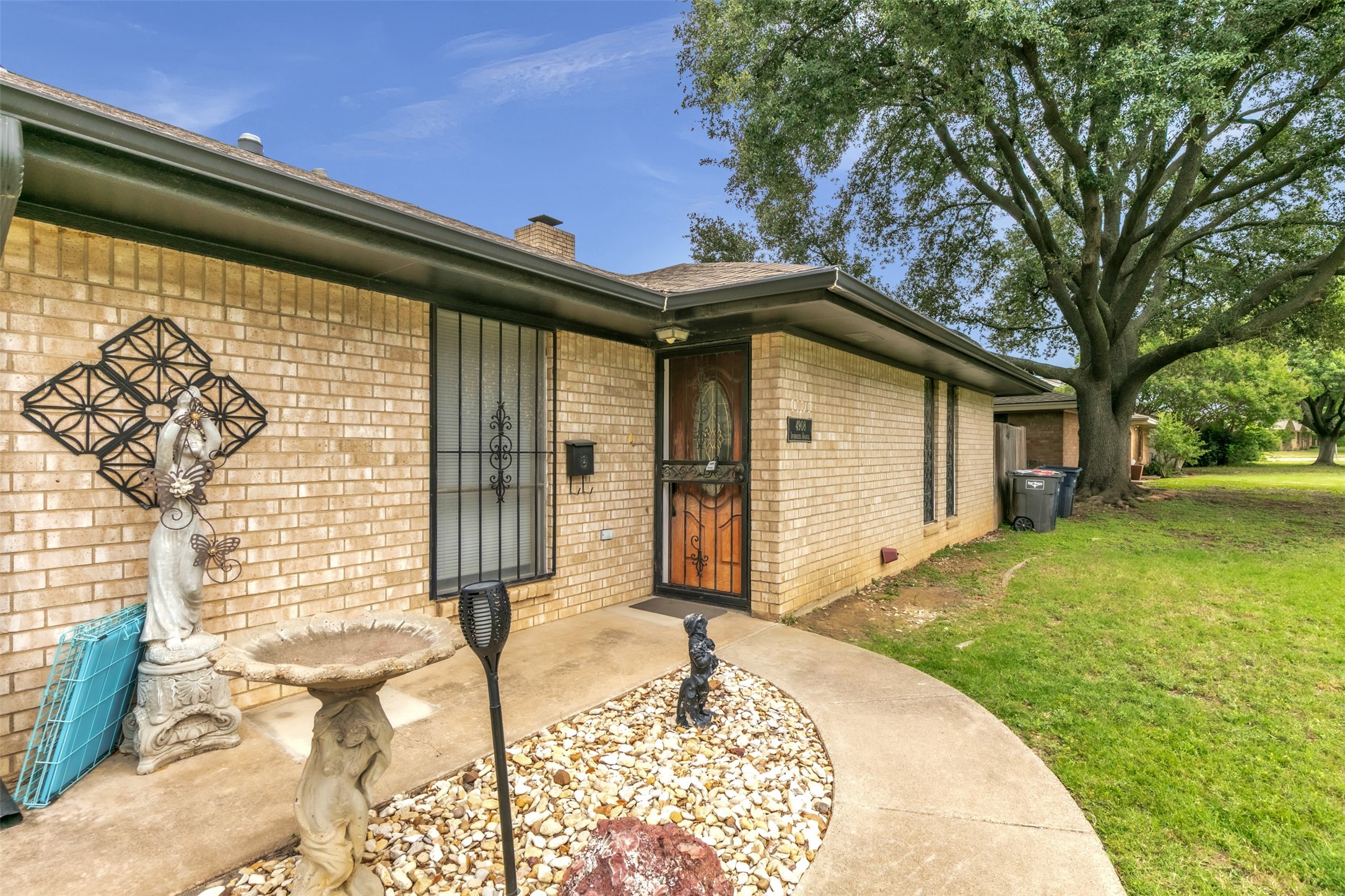 4908 Inverness Avenue Fort Worth TX 76132