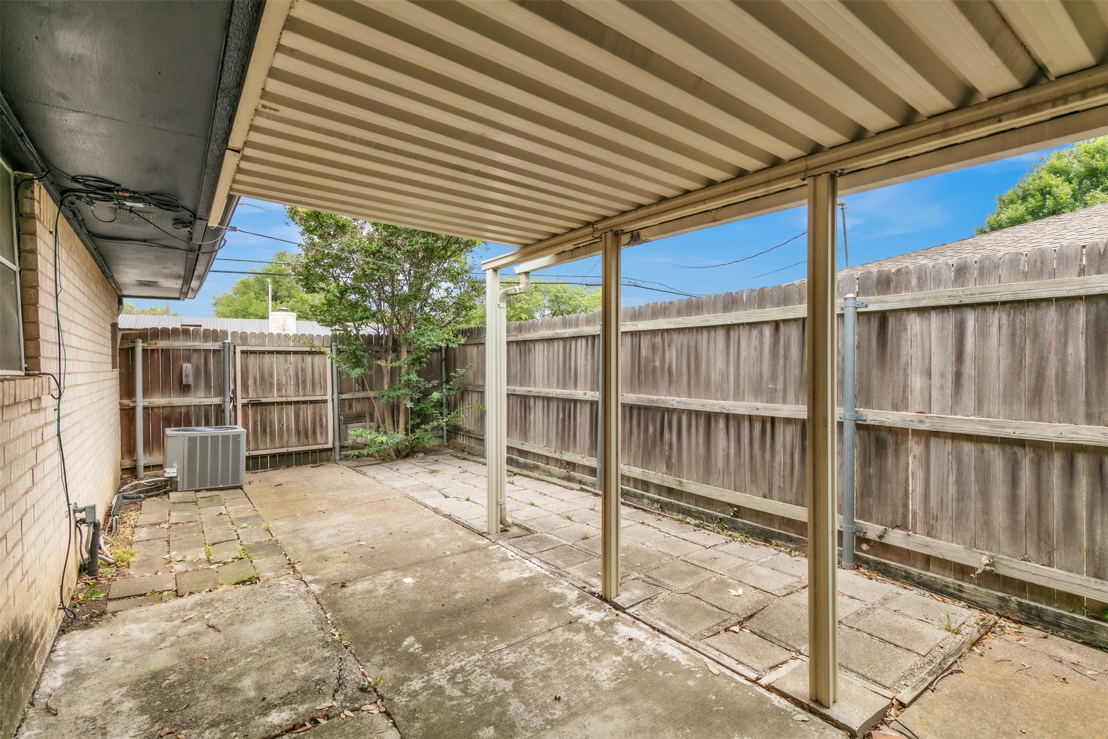 4908 Inverness Avenue Fort Worth TX 76132