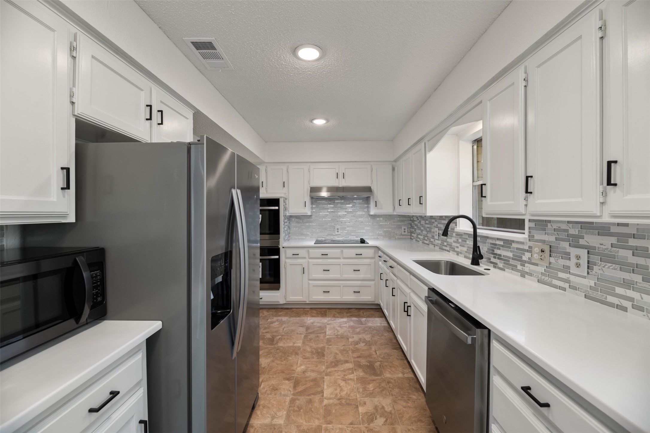 5603 Fireside Drive Arlington TX 76016
