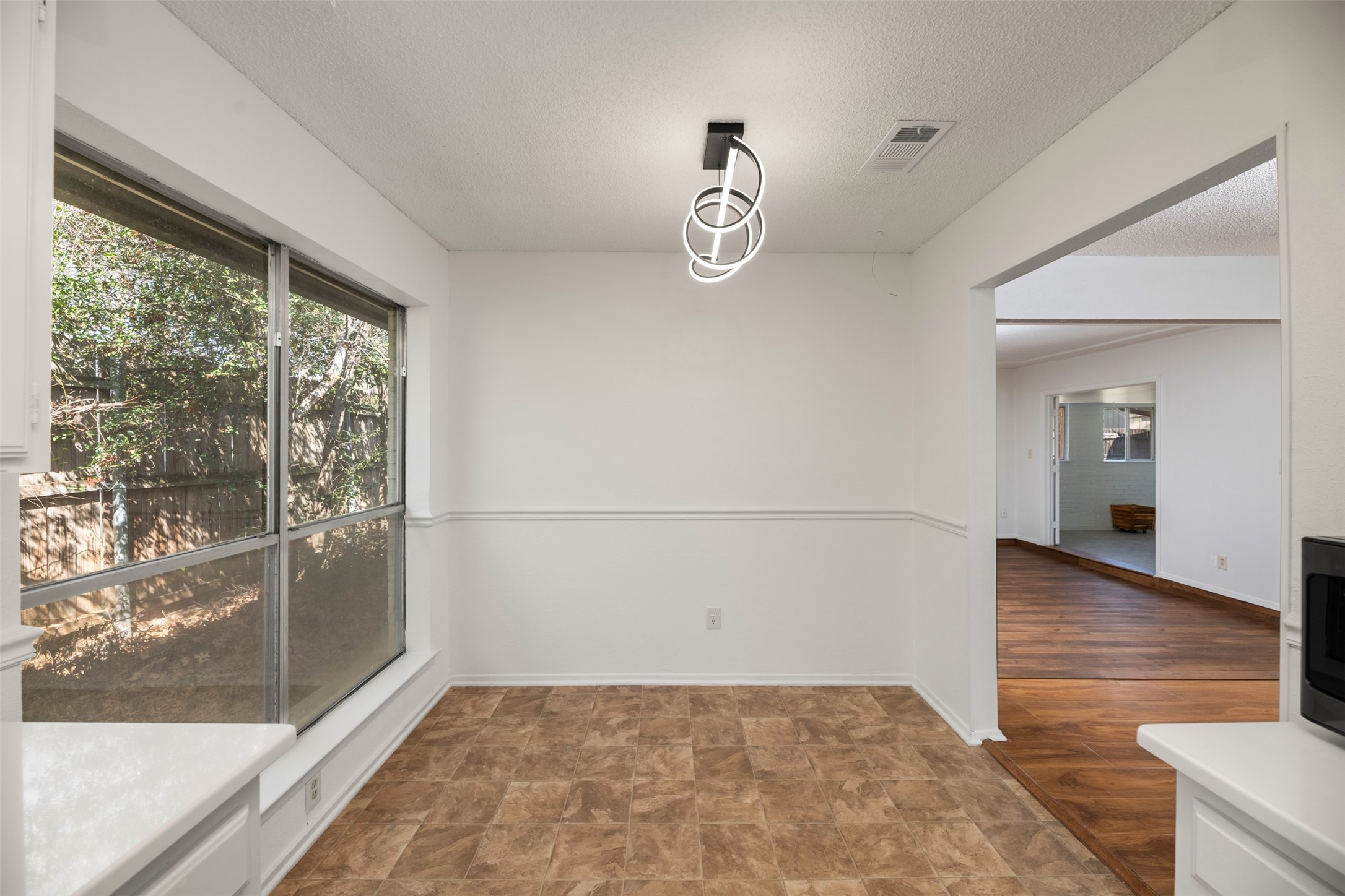 5603 Fireside Drive Arlington TX 76016