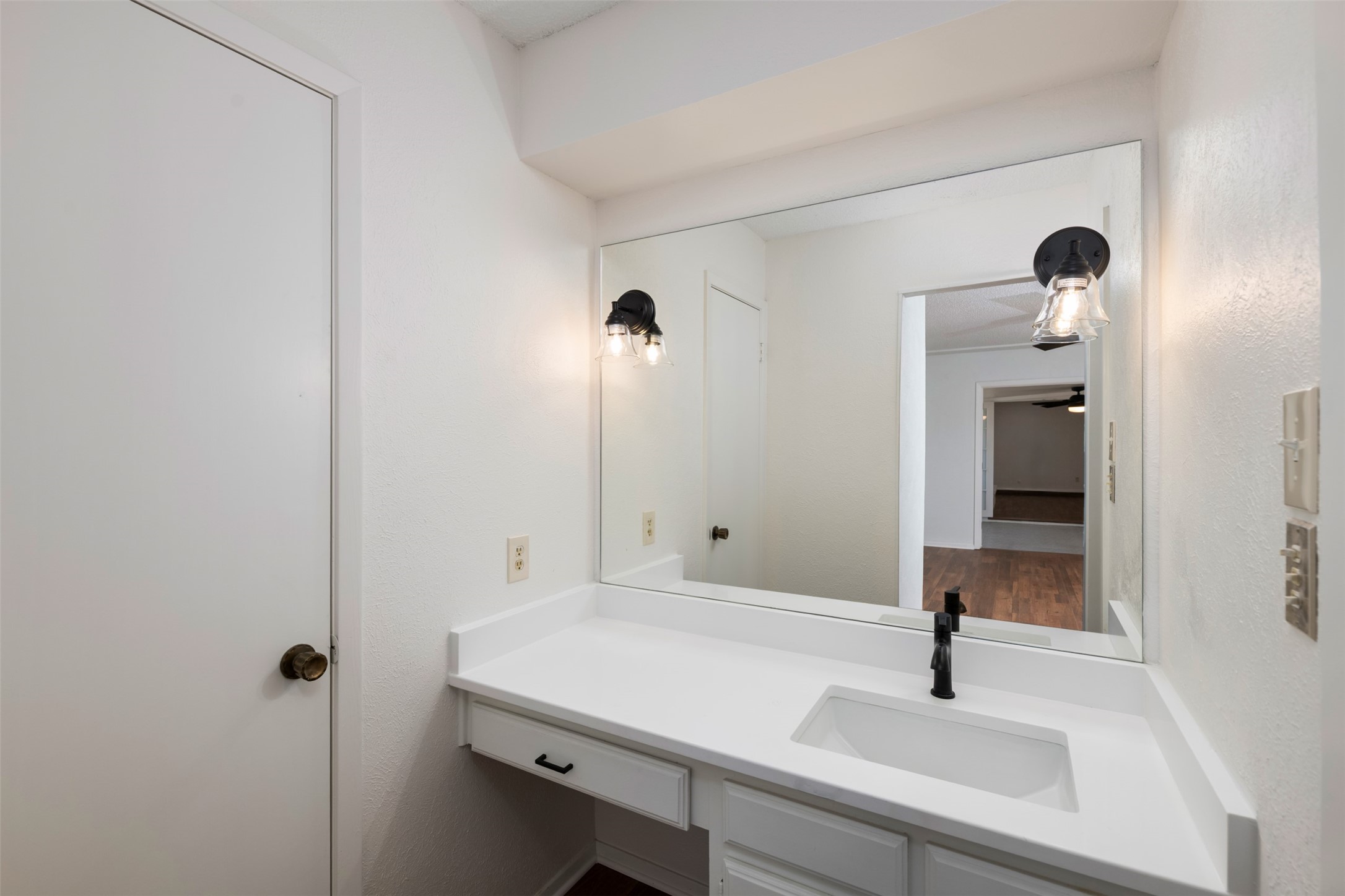 5603 Fireside Drive Arlington TX 76016