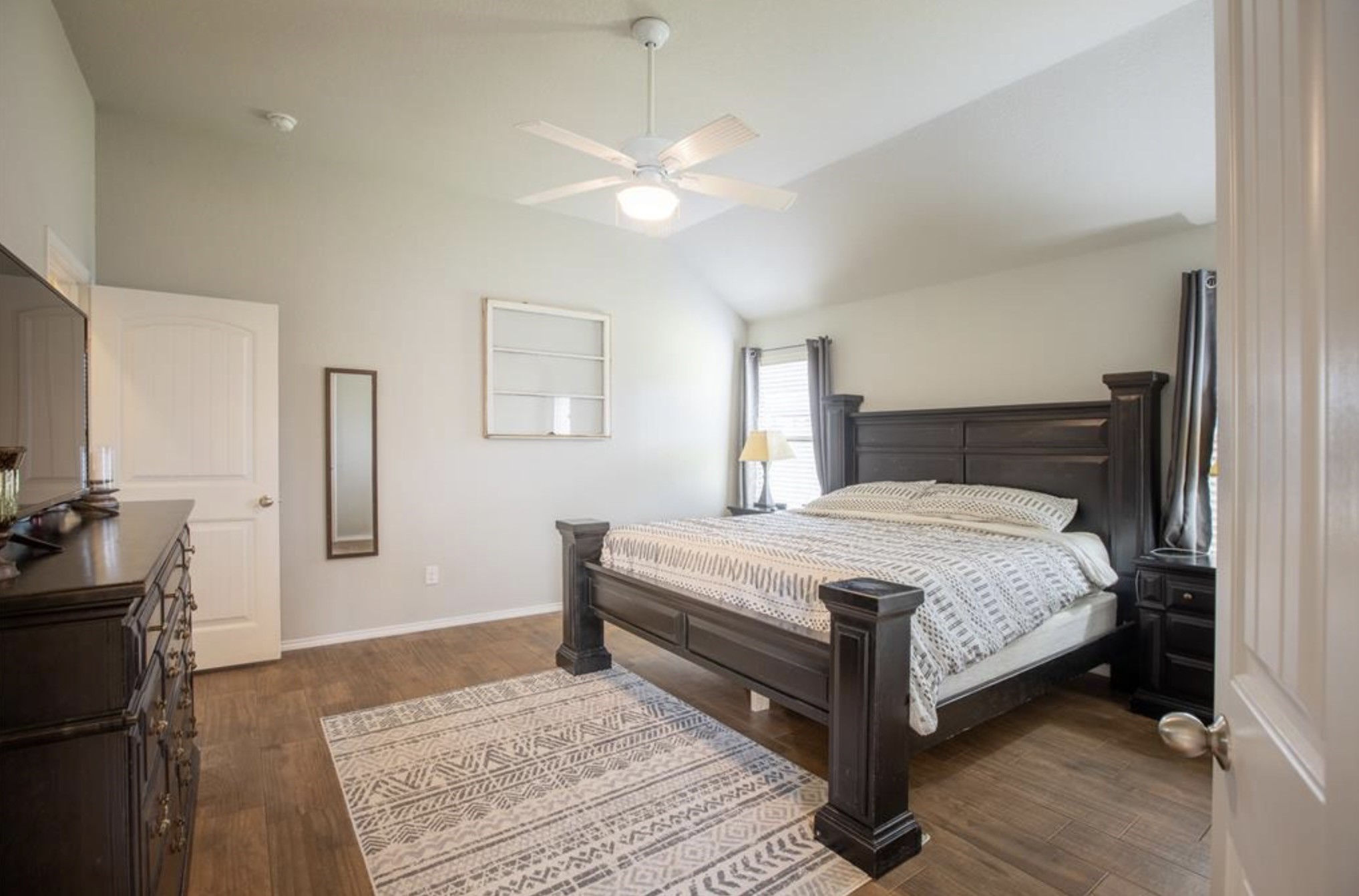1712 Chivalry Lane Fort Worth TX 76140