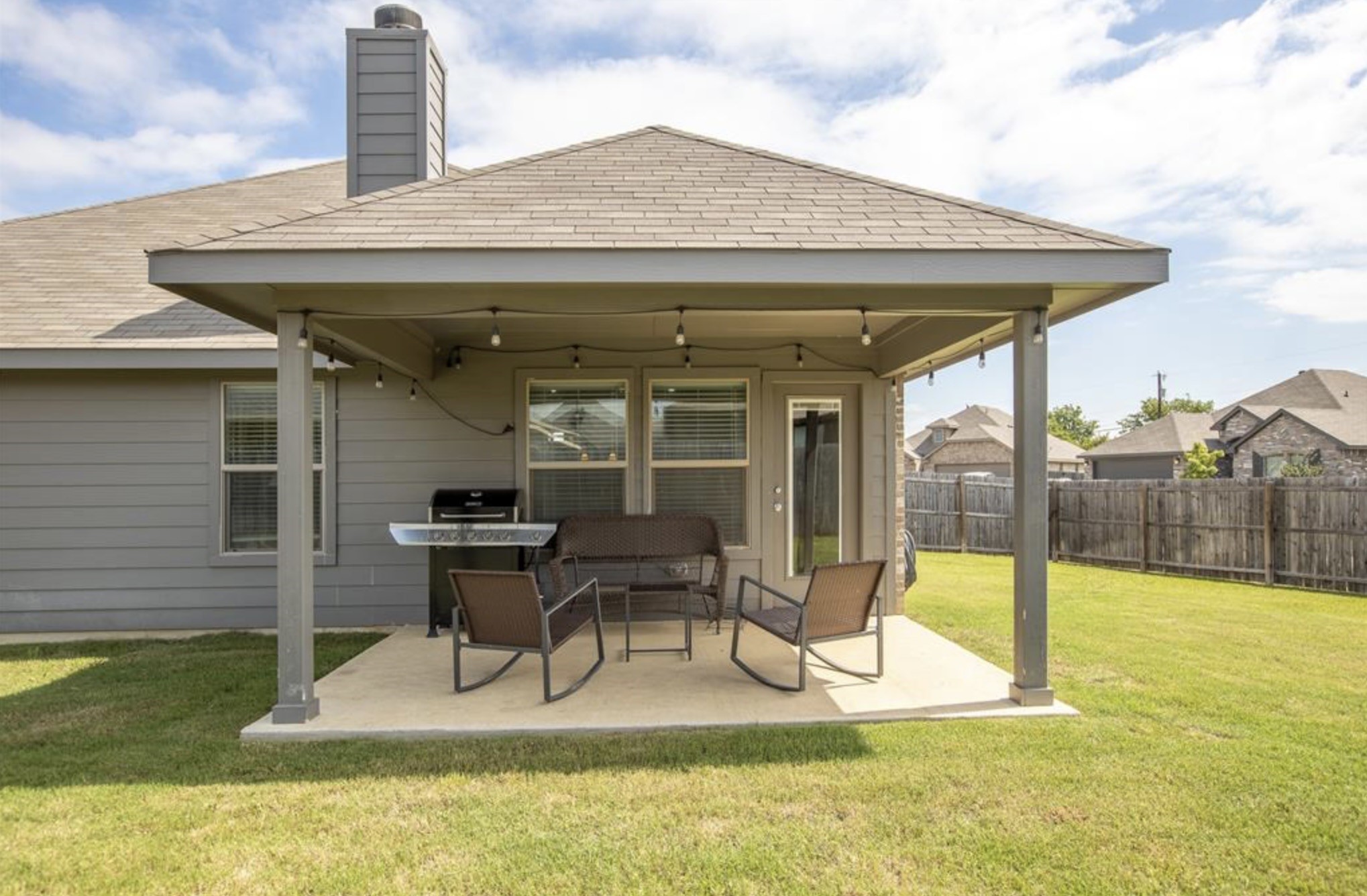 1712 Chivalry Lane Fort Worth TX 76140