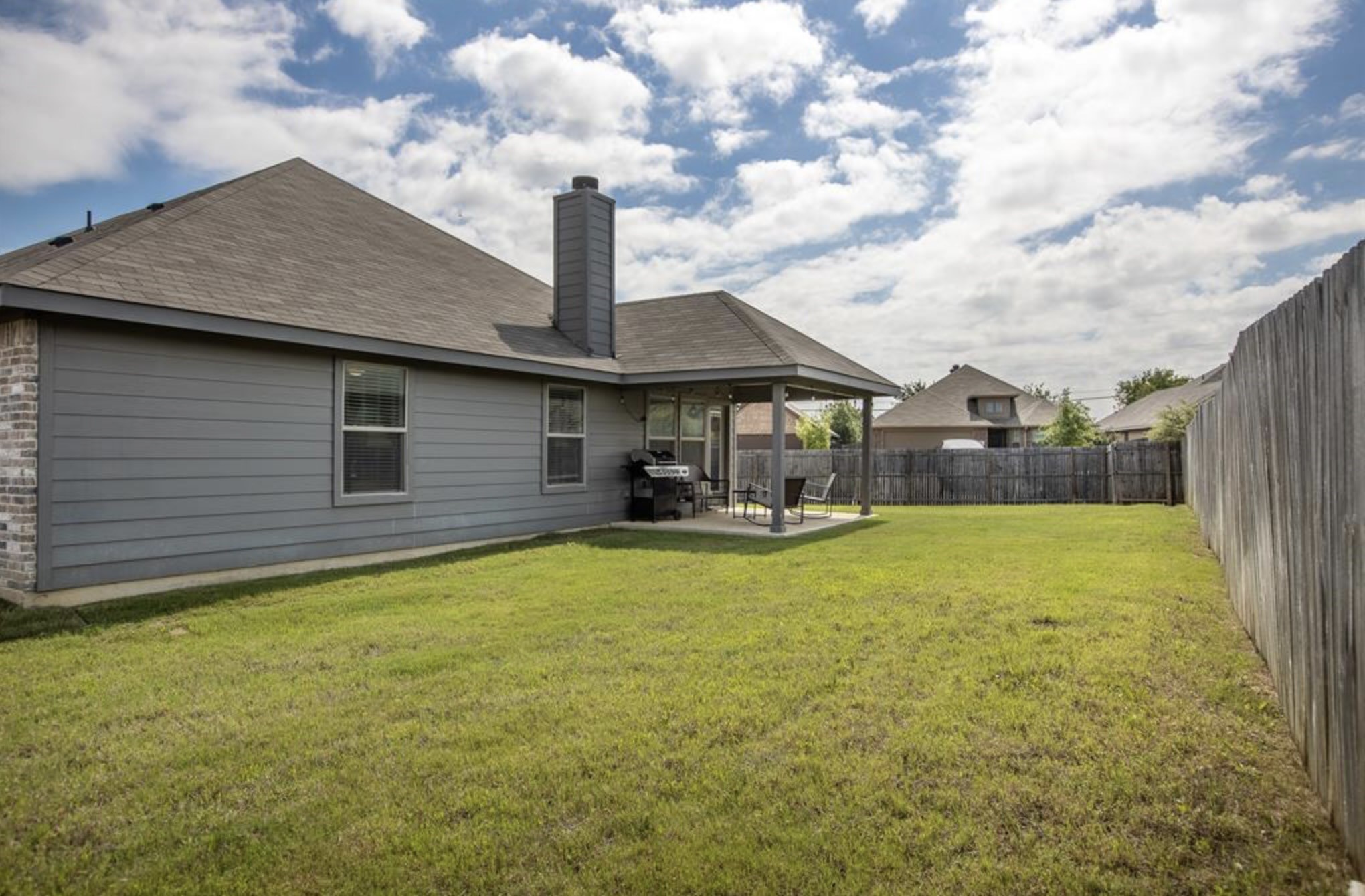 1712 Chivalry Lane Fort Worth TX 76140
