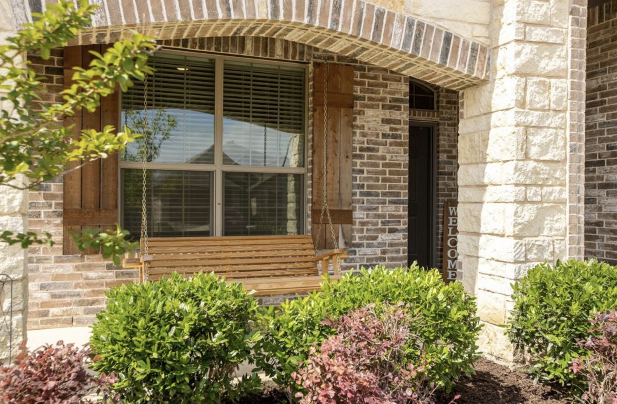 1712 Chivalry Lane Fort Worth TX 76140