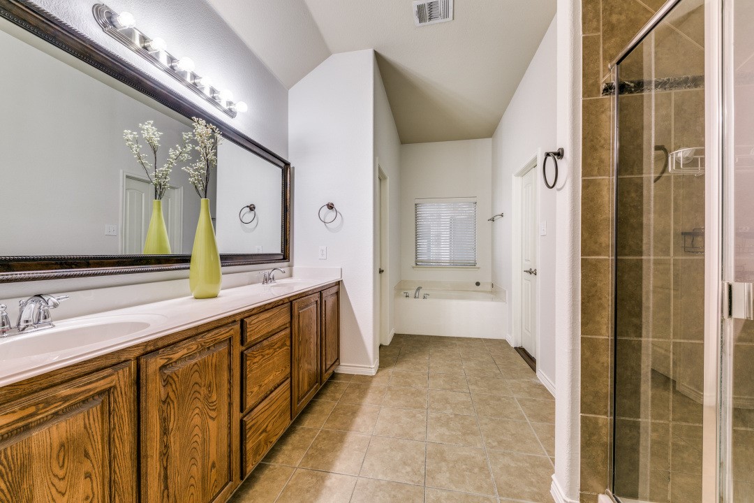 1802 Sanderlain Lane Allen TX 75002