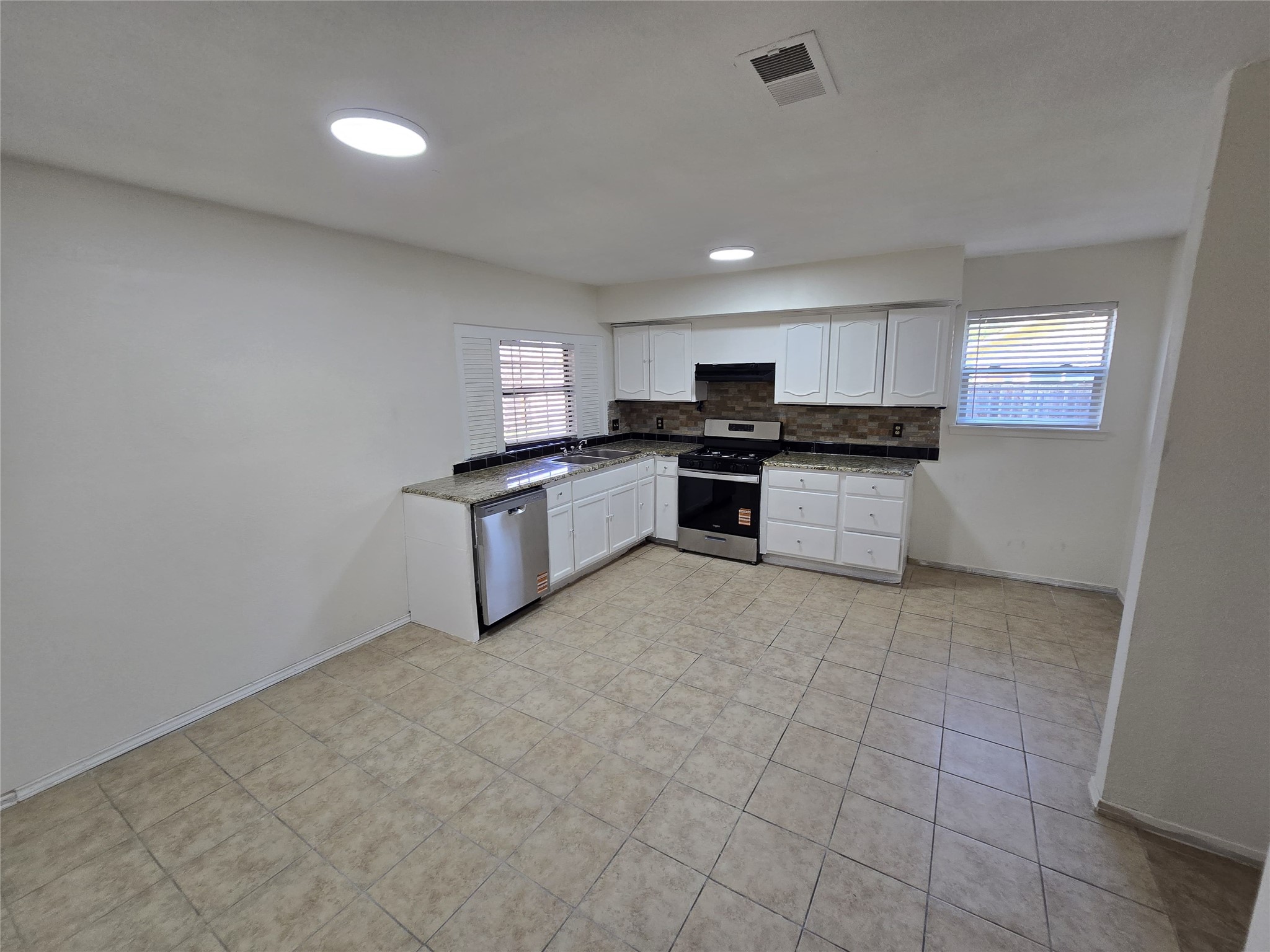 3304 Crestforest Circle Plano TX 75074